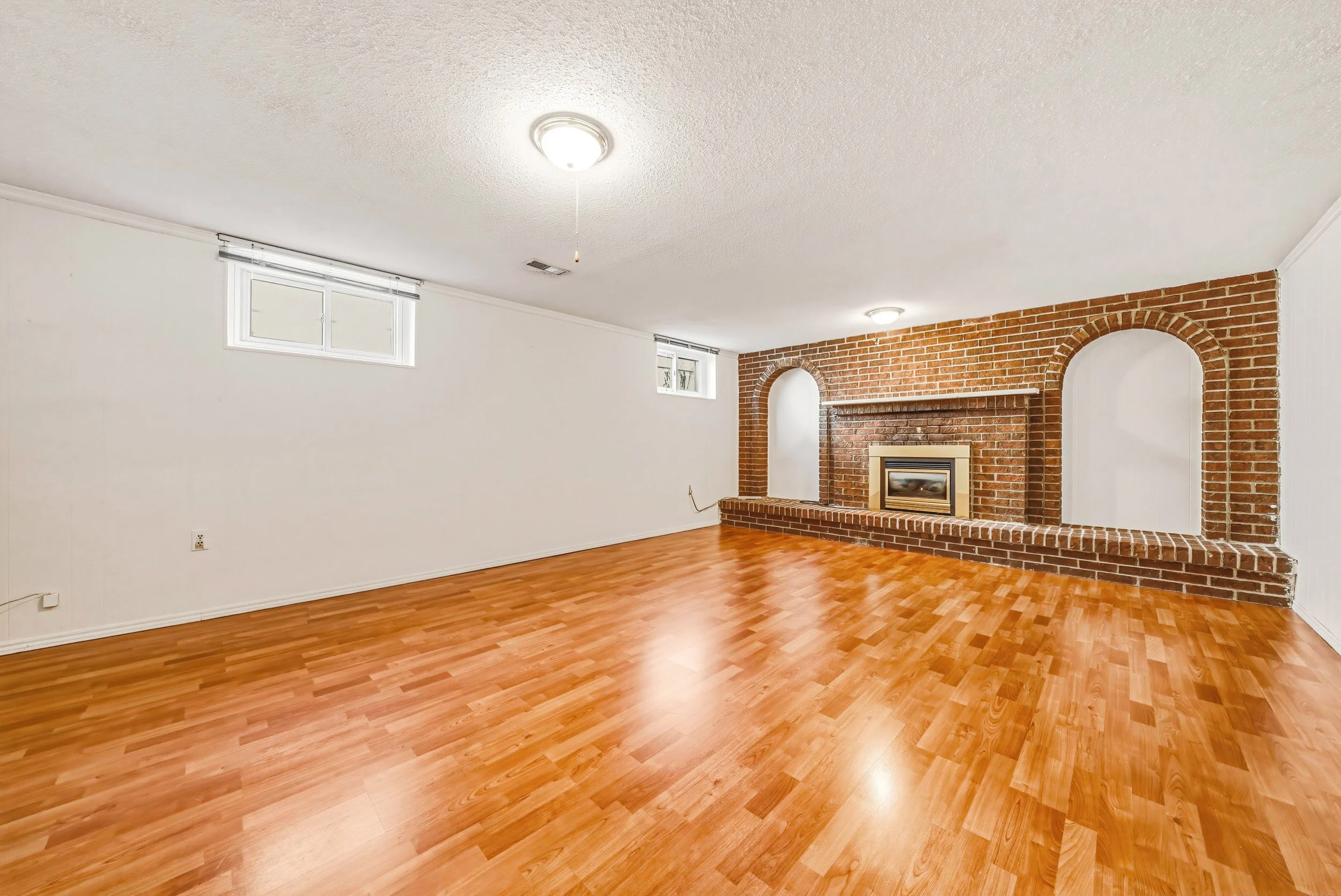 24 - 2360 Greenbank Trail, Burlington.jpg