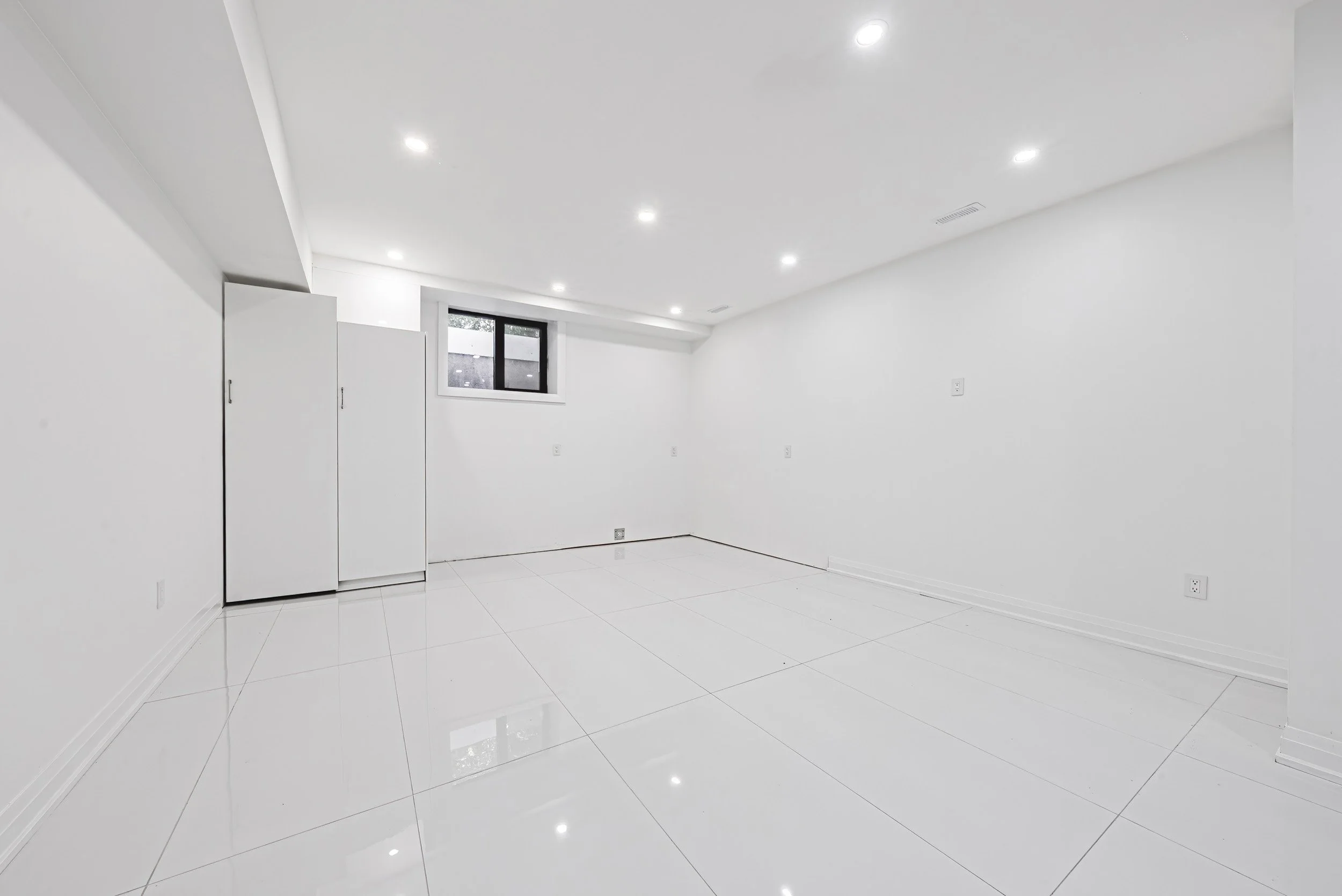54 - 4511 Guelph Line, Burlington.jpg