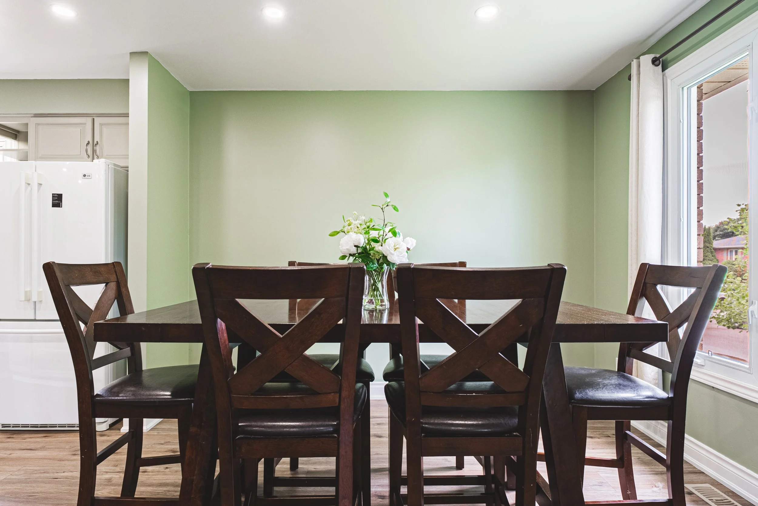 14-27 Ludlow Crescent, Brantford.jpg
