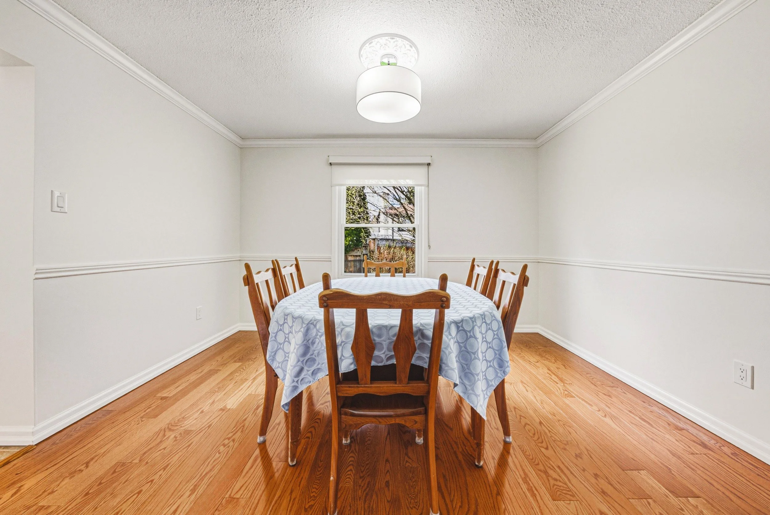 12 - 4 Mount Forest Dr, Brampton.jpg