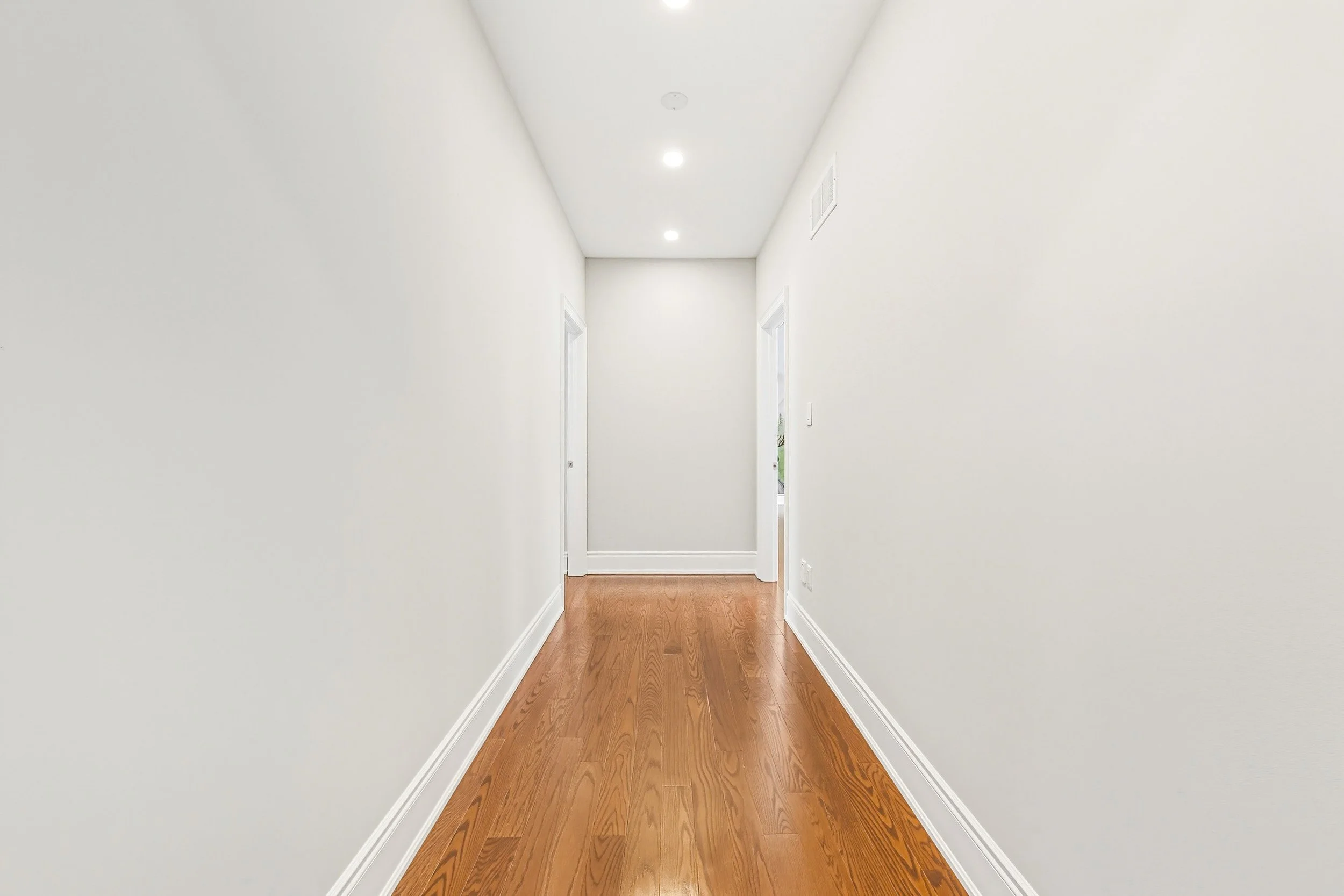 52 - 197 Nottingham Forest Rd, Bradford.jpg