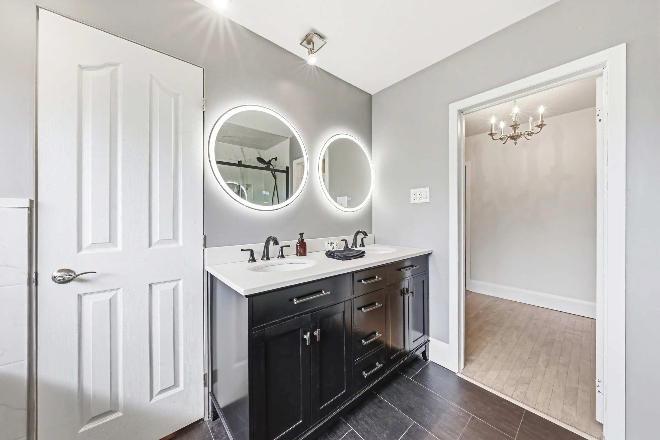 28 - 364 Fennell Ave W, Hamilton.jpg