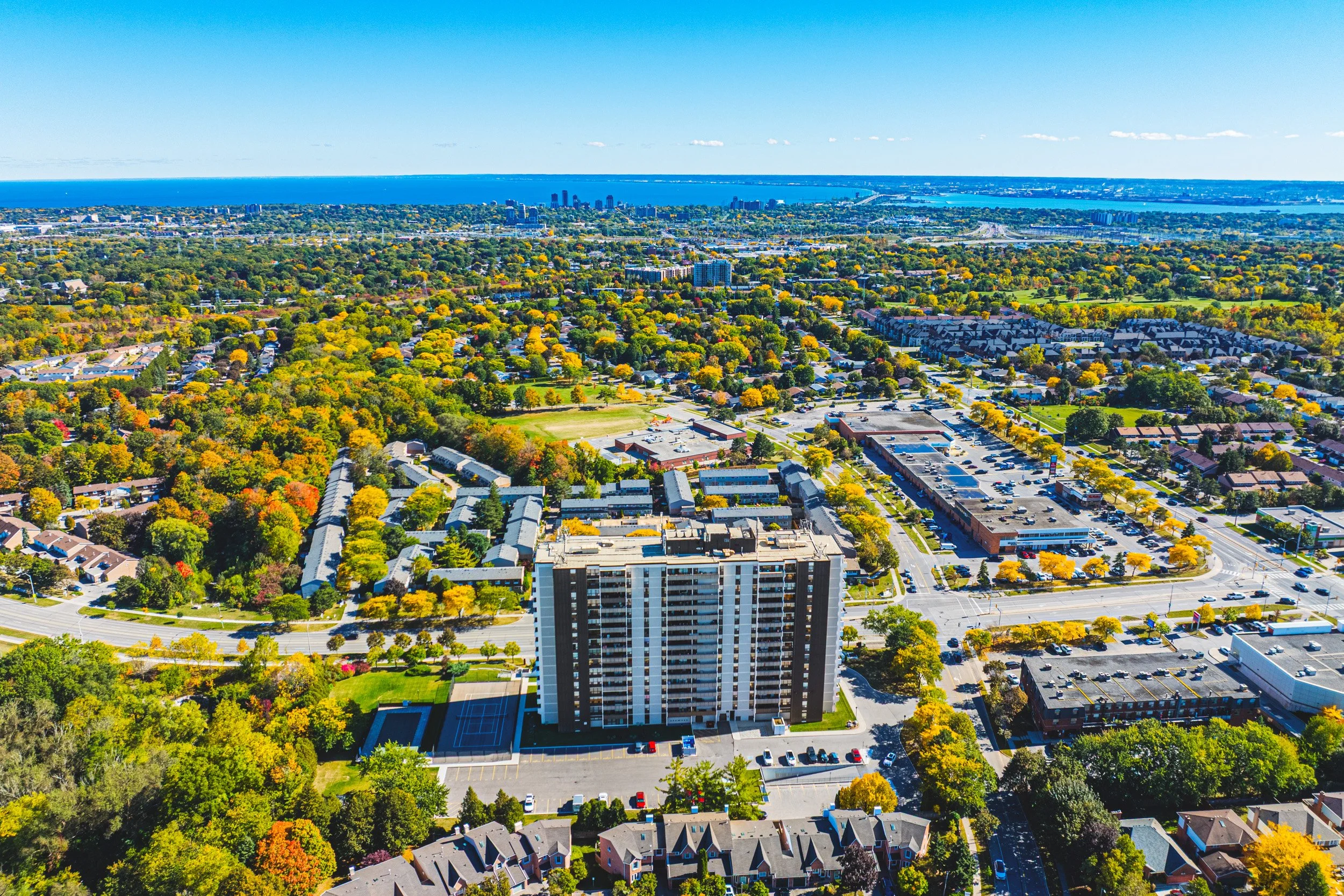 2 - 2055 Upper Middle Rd #1105, Burlington.jpg
