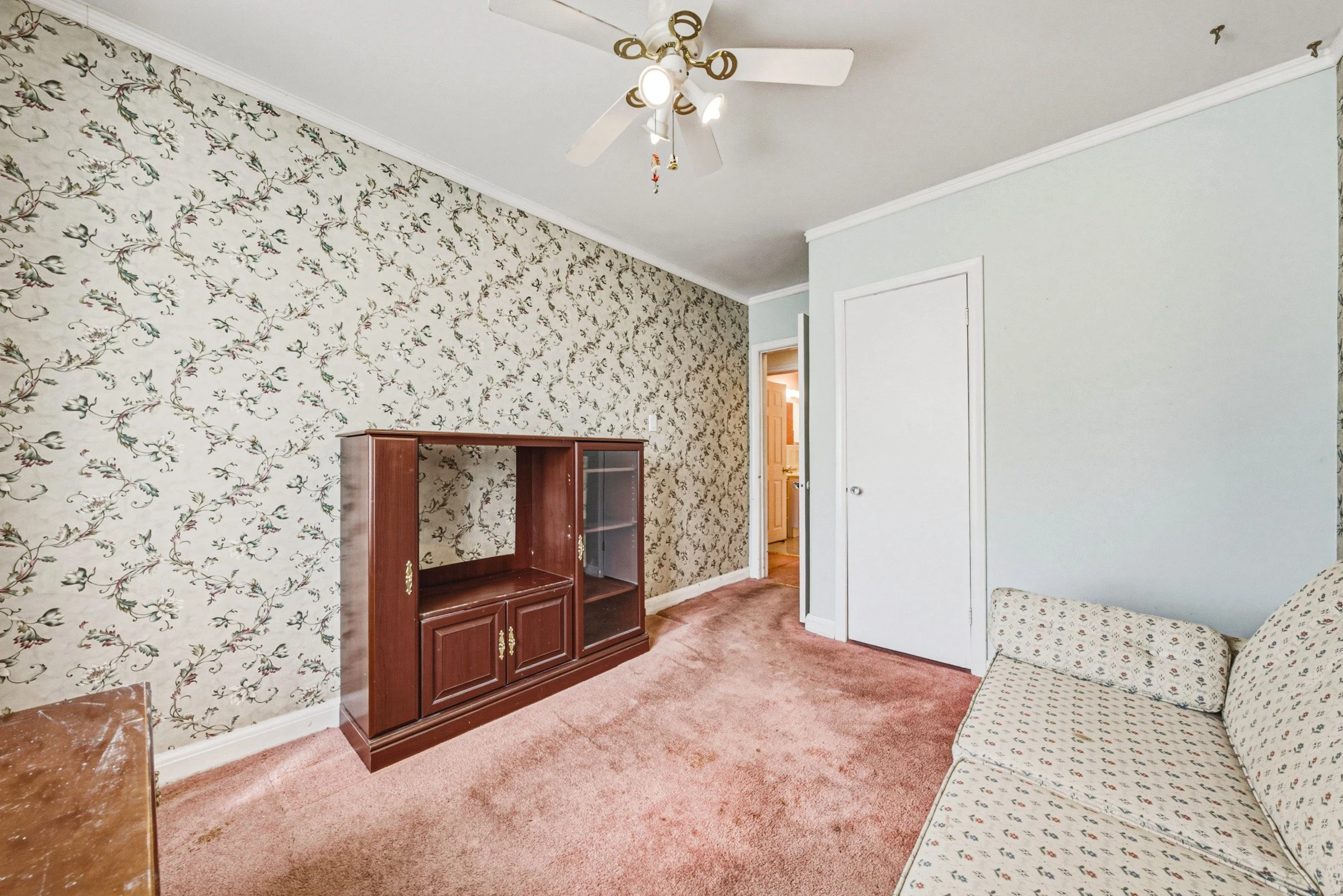 18 - 2345 Gibbon St, Burlington.jpg