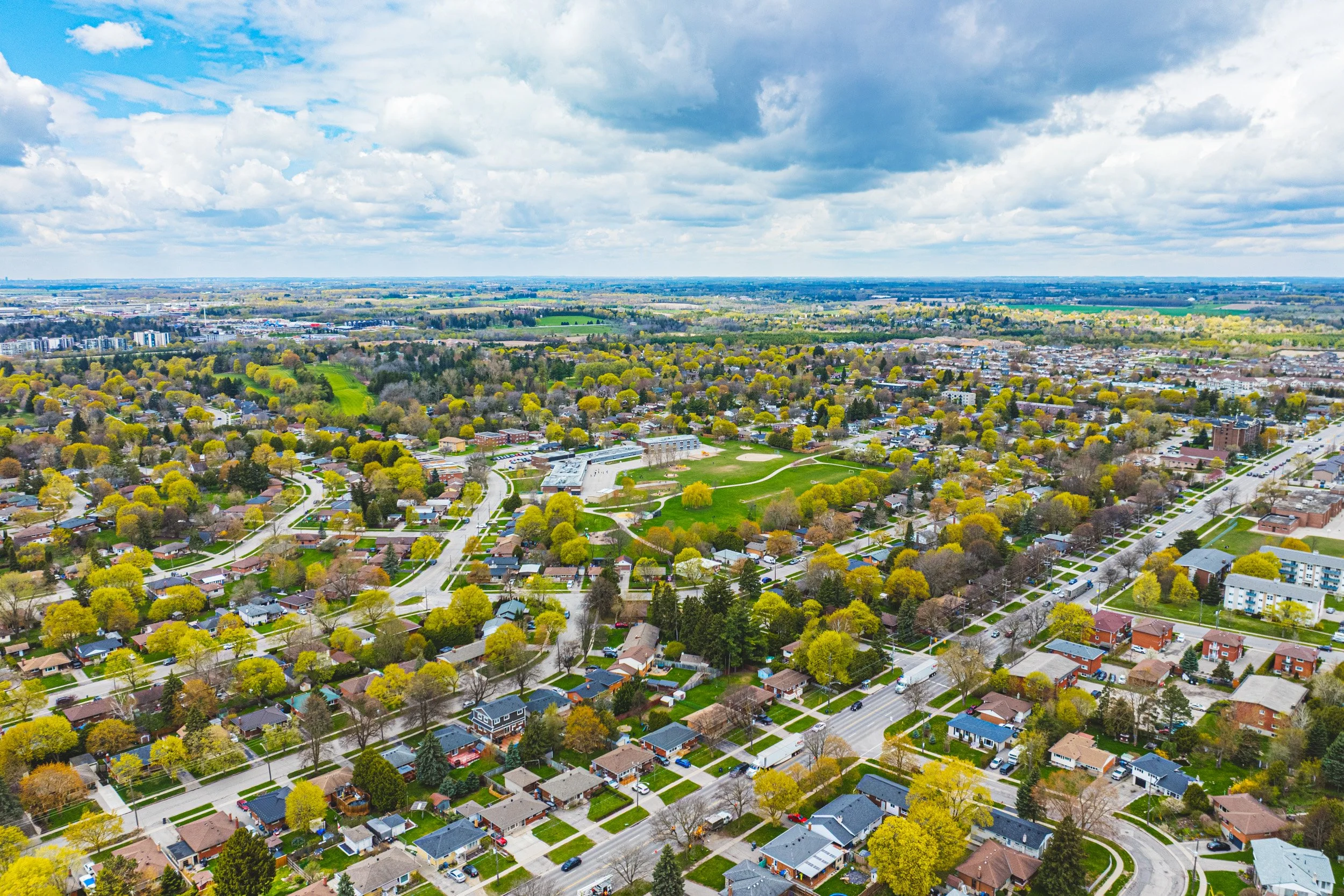 33 - 306 Victoria Rd, Guelph.jpg