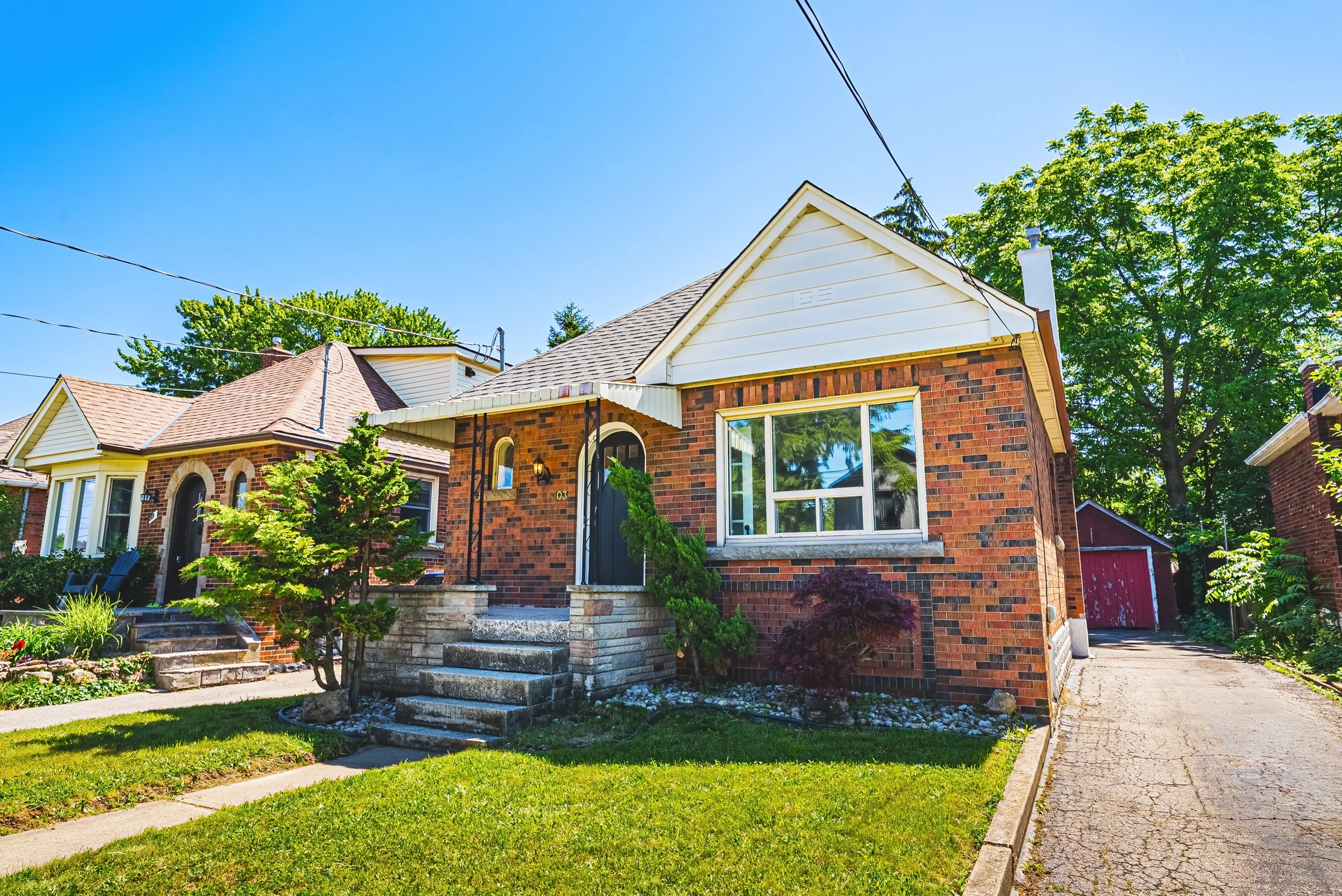 1 - 203 W 2nd St, Hamilton.jpg