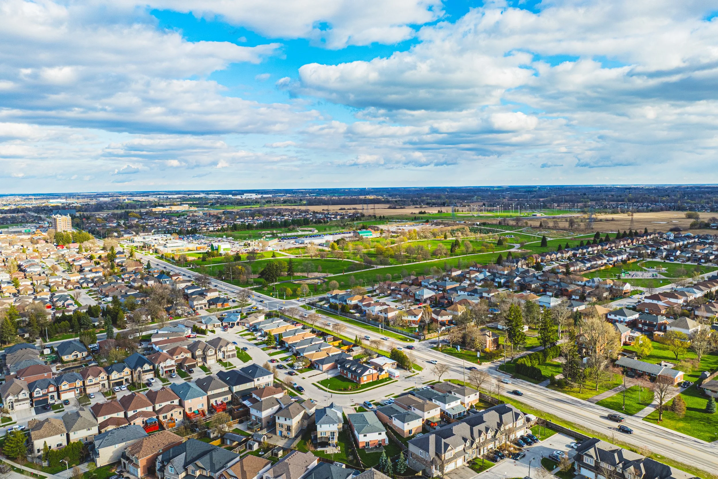 47 - 419 Dicenzo Dr, Hamilton.jpg