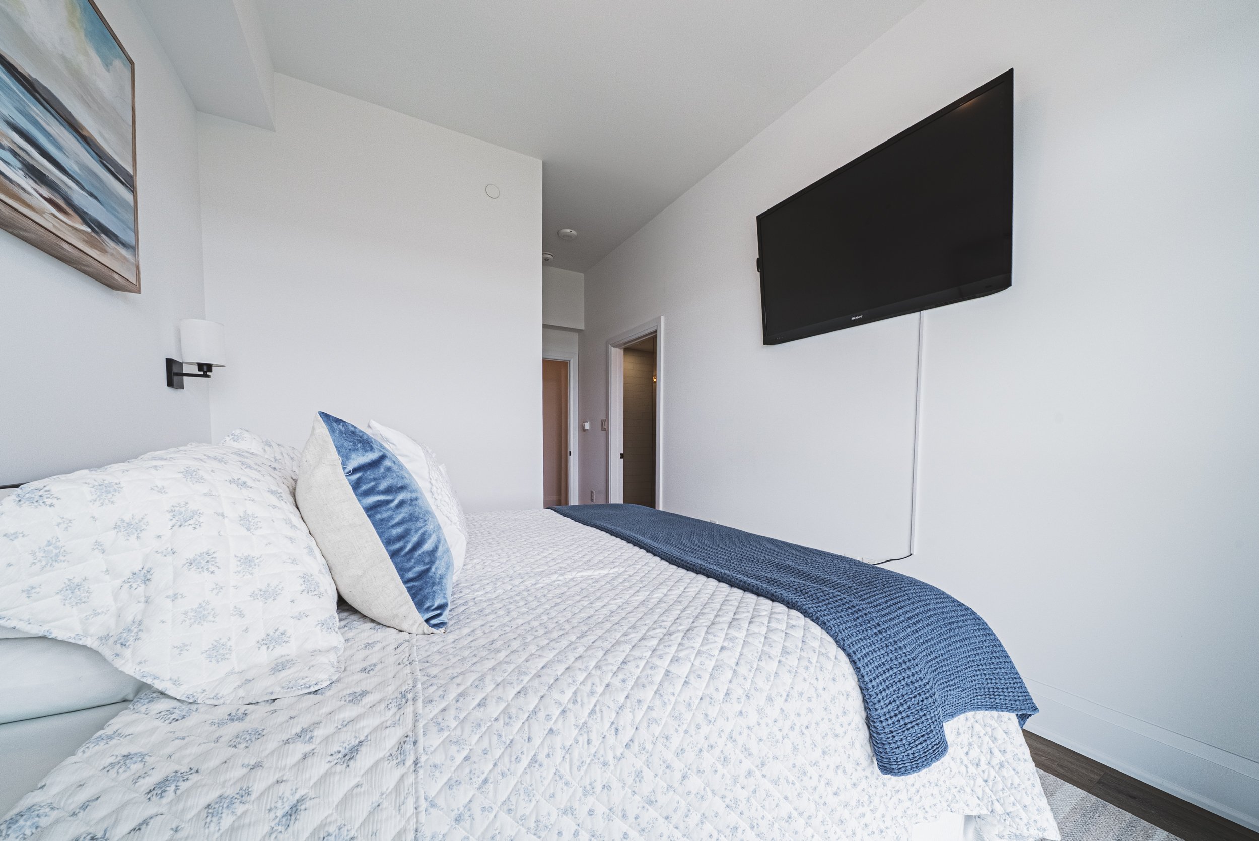 23-470 Dundas St E Waterdown.jpg