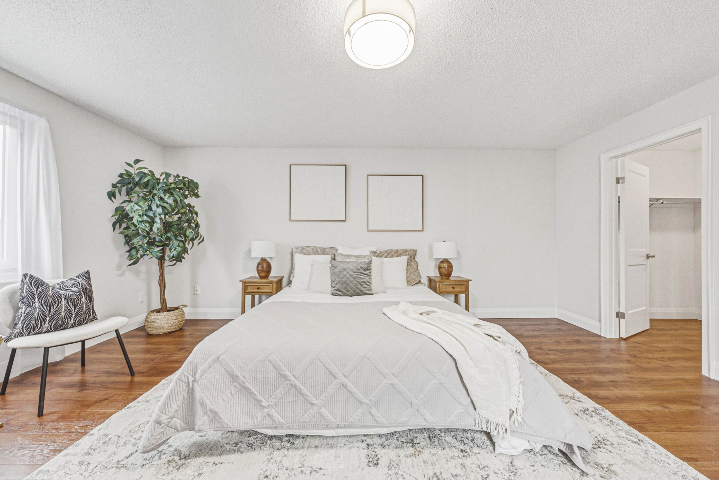 23 - 2188 Margot St, Oakville.jpg