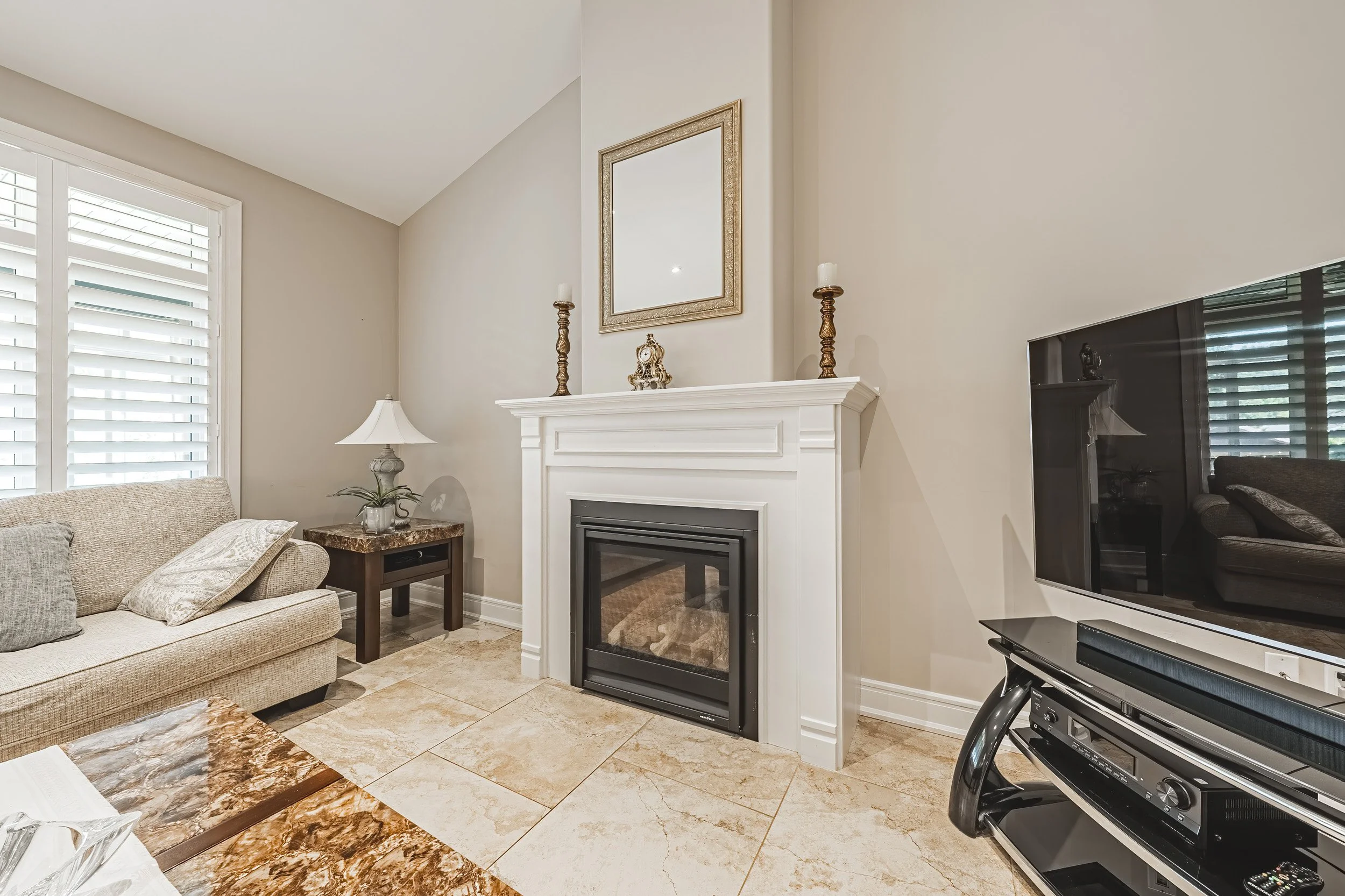 17 - 1214 Hwy 8, Stoney Creek.jpg