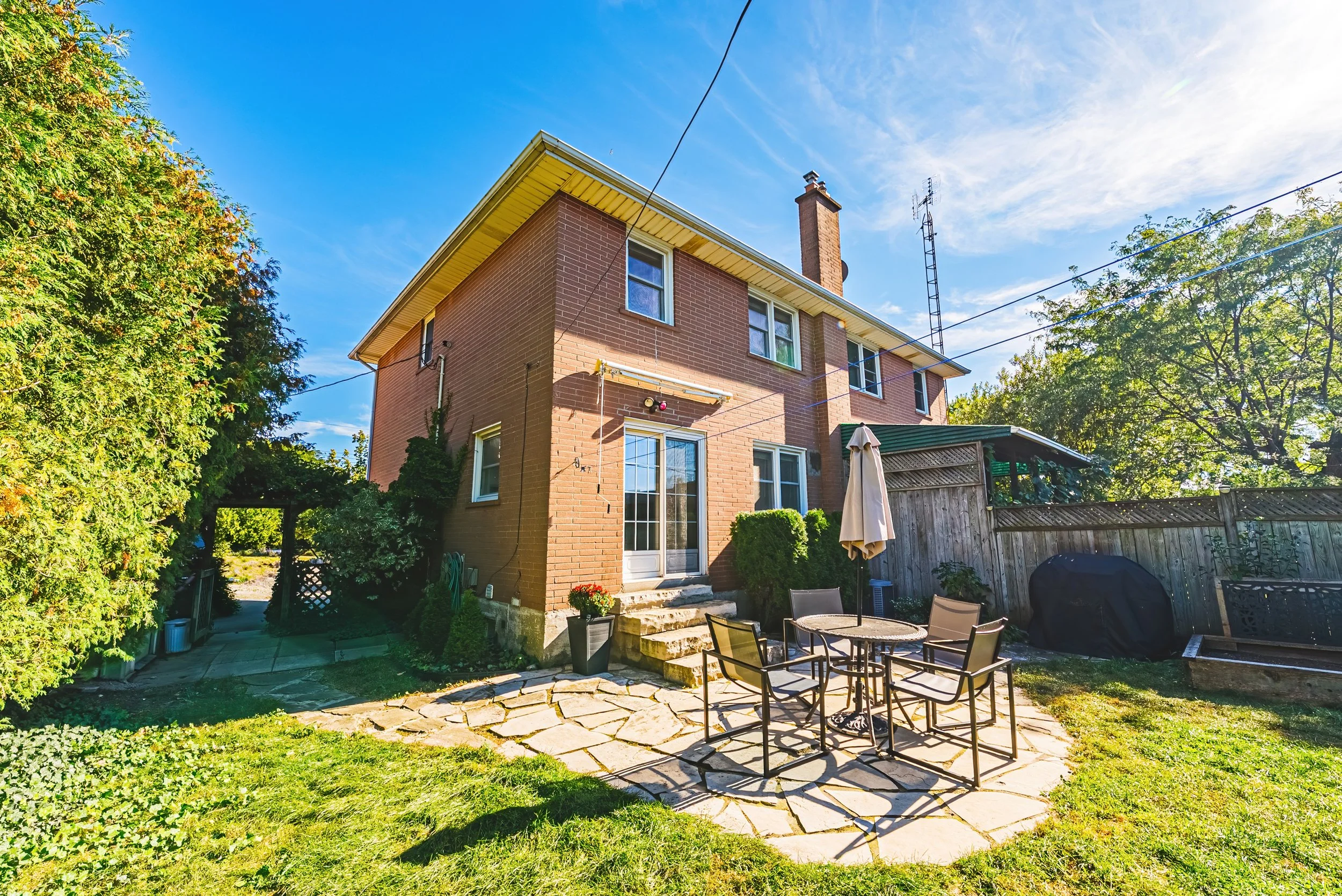 49 - 2301 Barclay Rd, Burlington.jpg