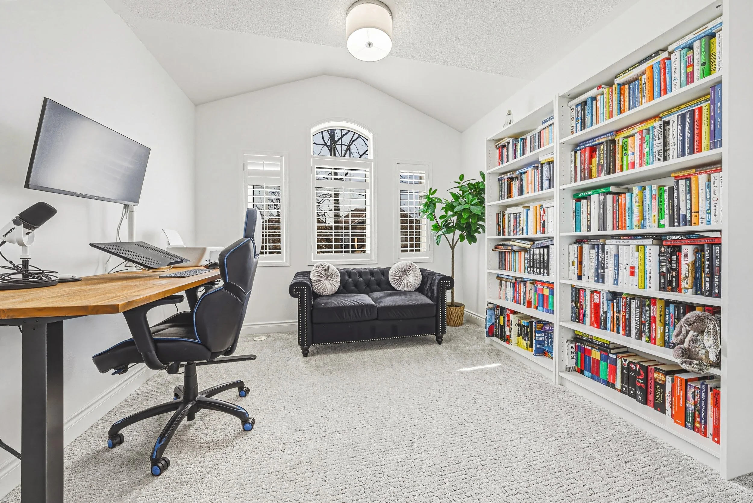 21 - 2259 Seton Cres, Burlington.jpg