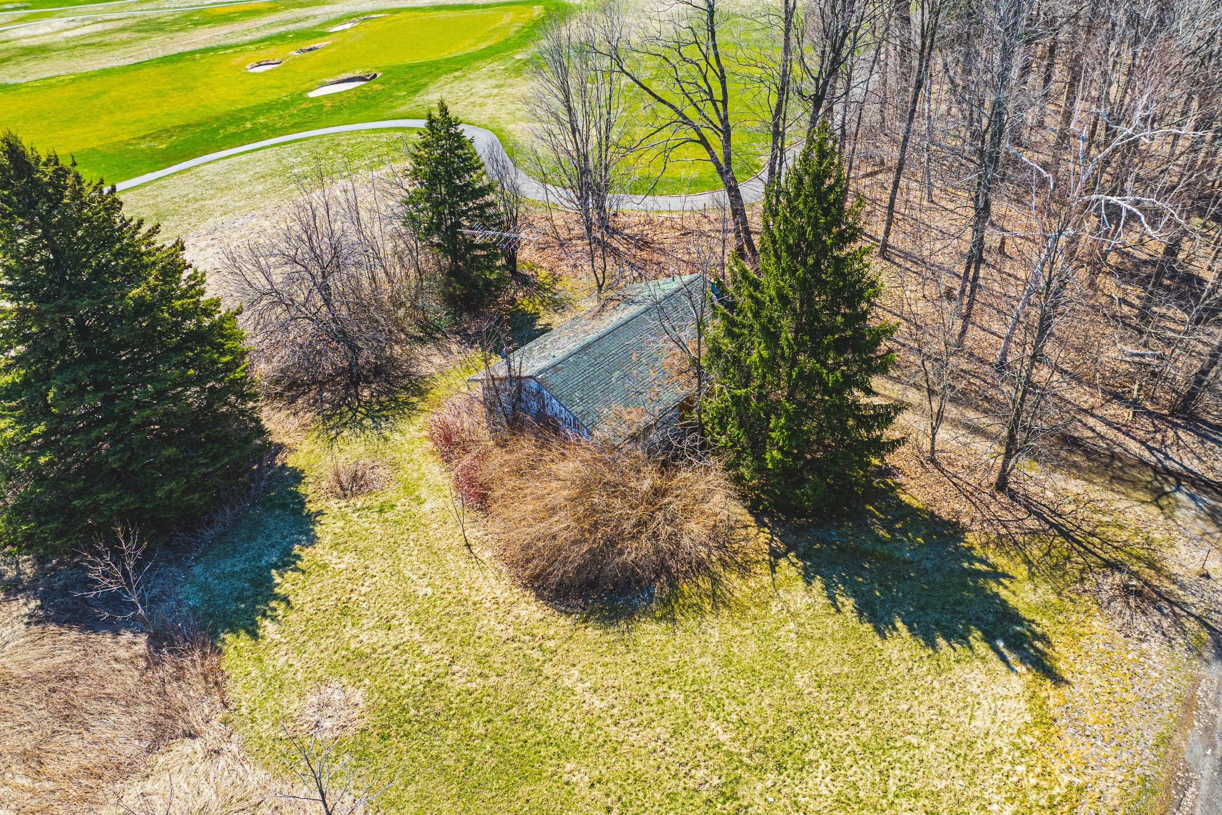 22 - 8220 10th Sideroad, Milton.jpg