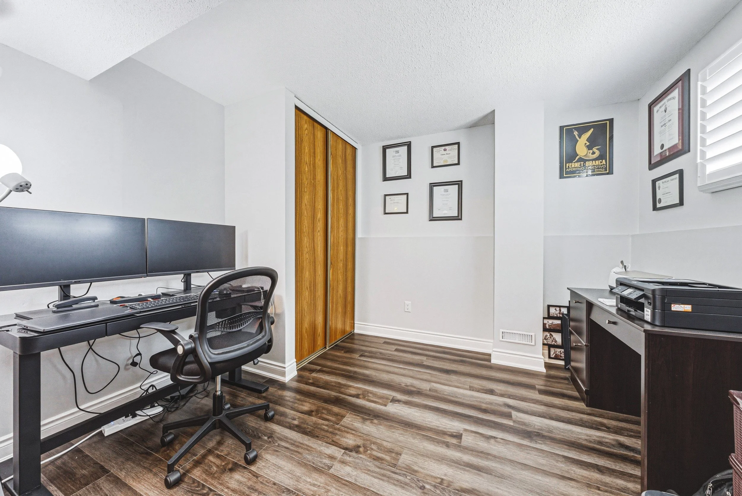 27 - 32 Ainsworth St, Stoney Creek.jpg