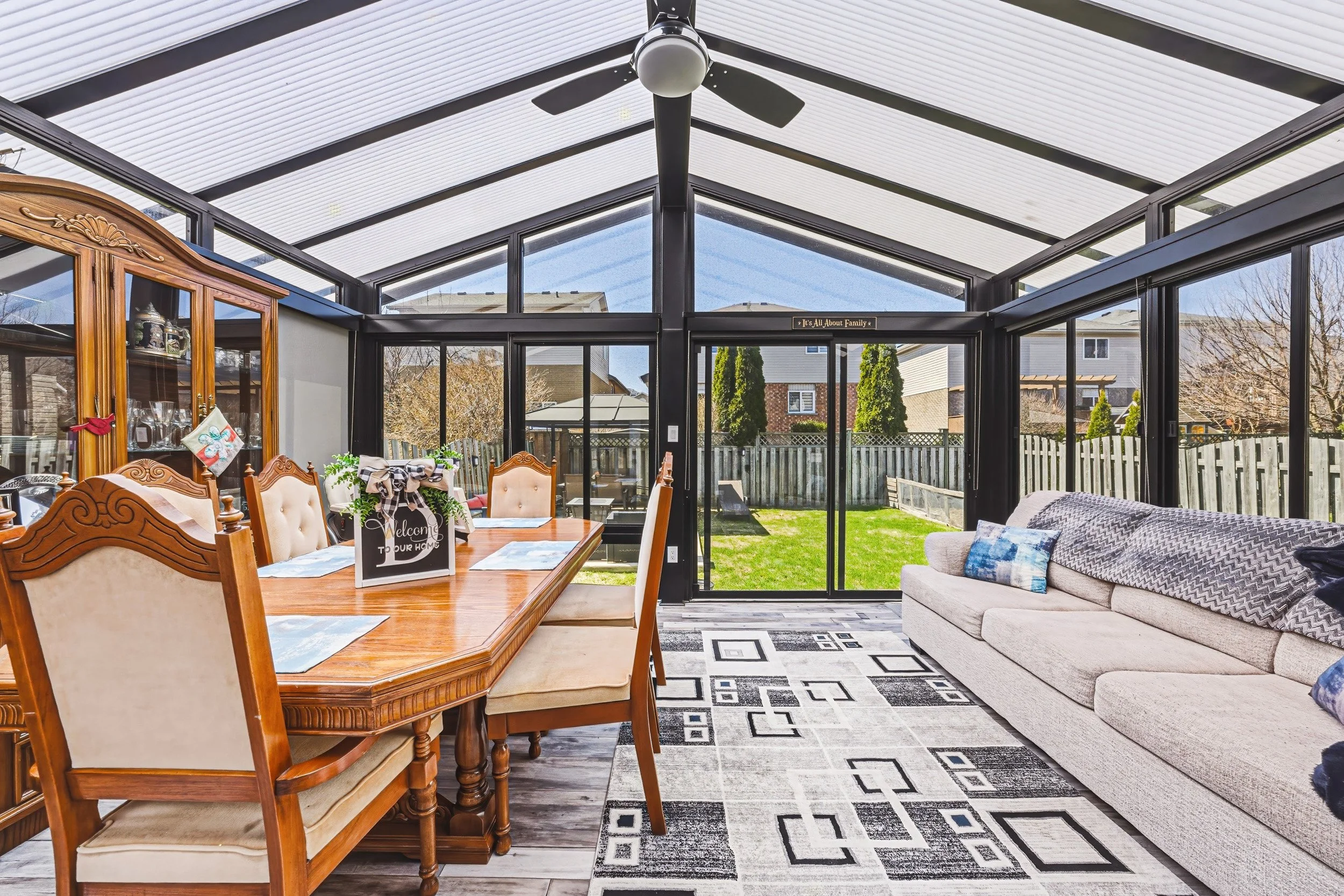 15 - 95 Light Dr, Cambridge.jpg