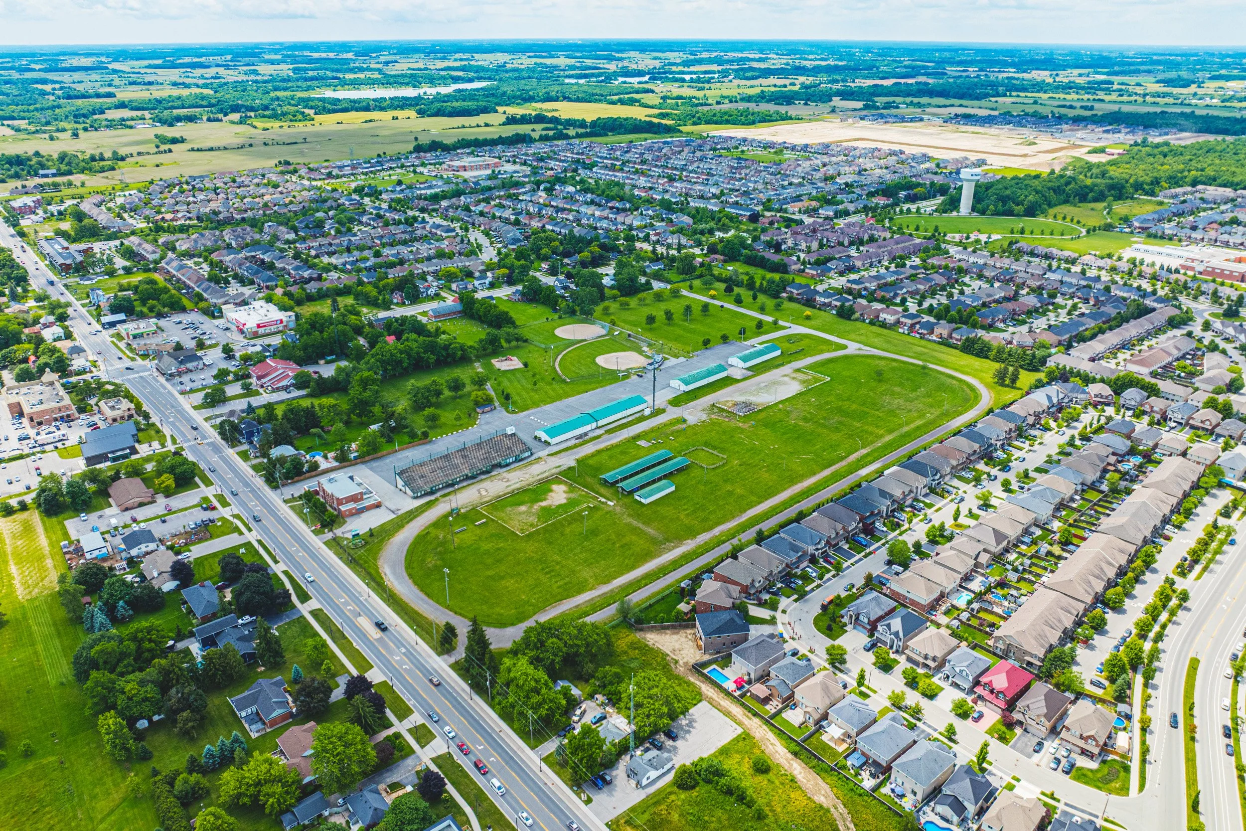 49 - 20 Degrow Cres, Binbrook.jpg
