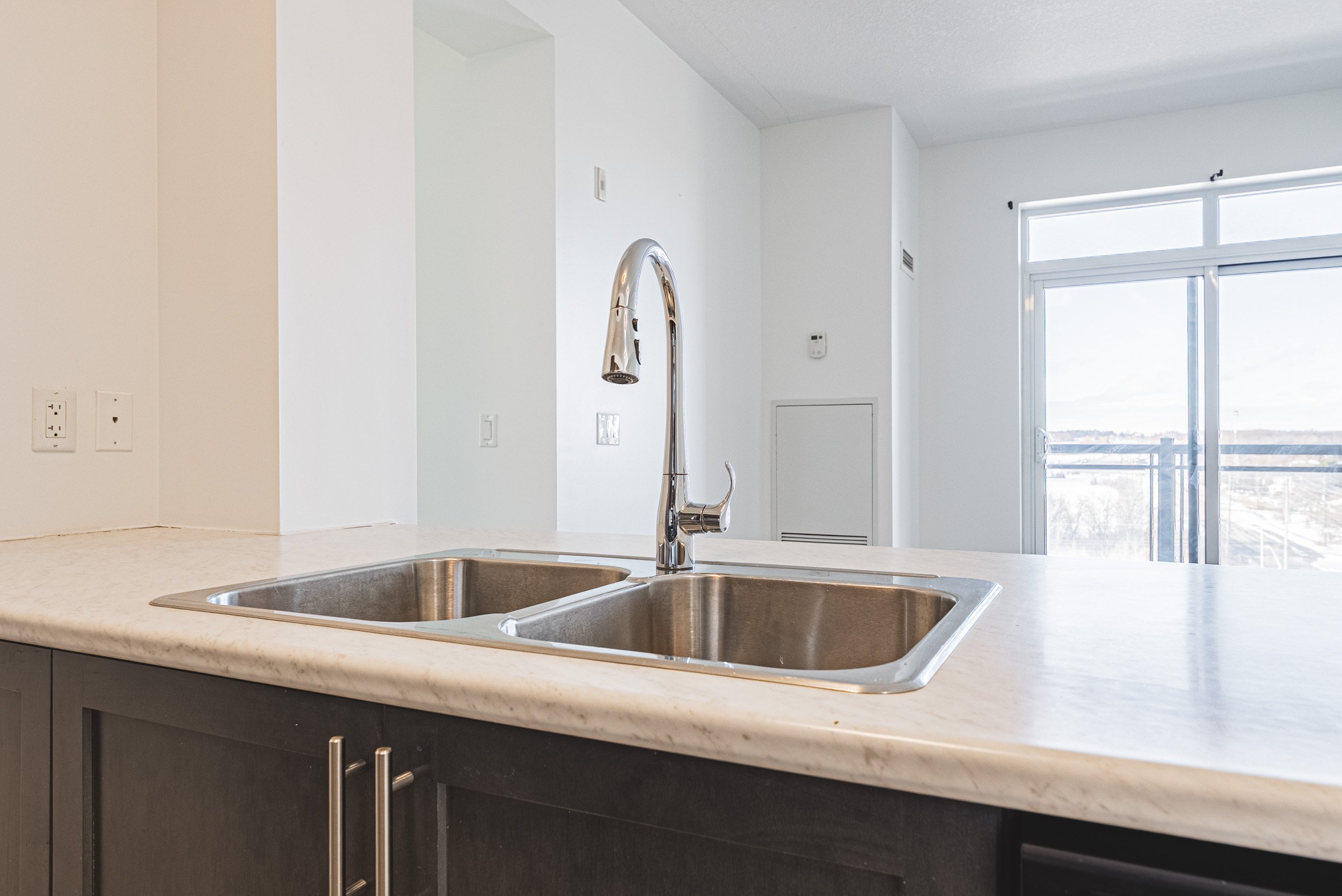 9 - 2486 Old Bronte Rd #706, Oakville.jpg
