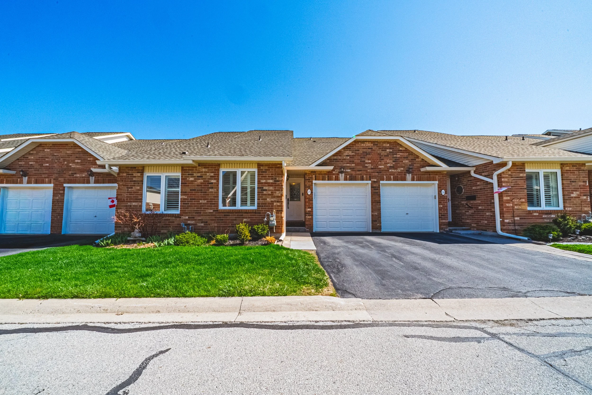 1-222 Fellowes Crescent, unit 25, Waterdown.jpg