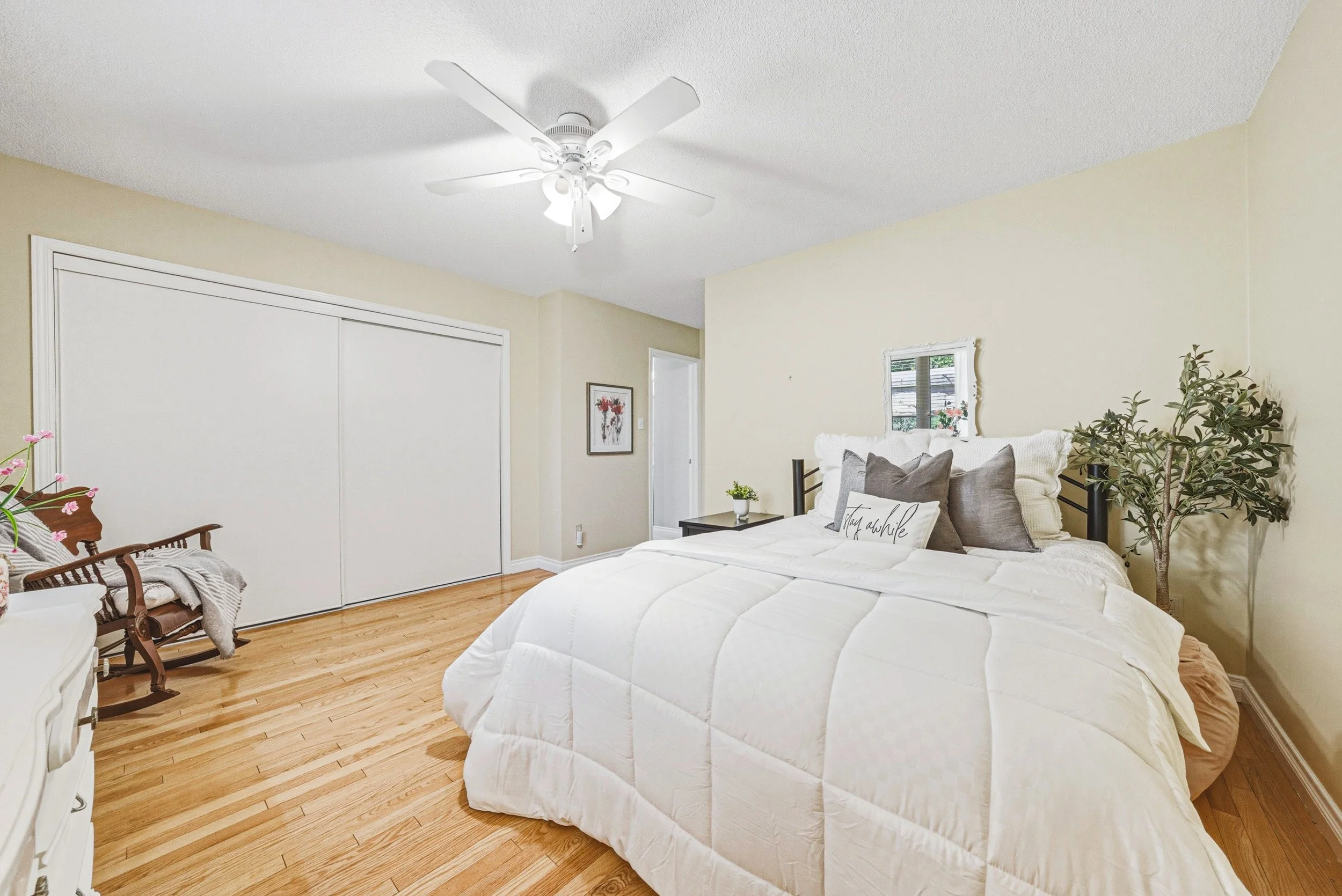 27 - 48 Tanager Dr, Guelph.jpg