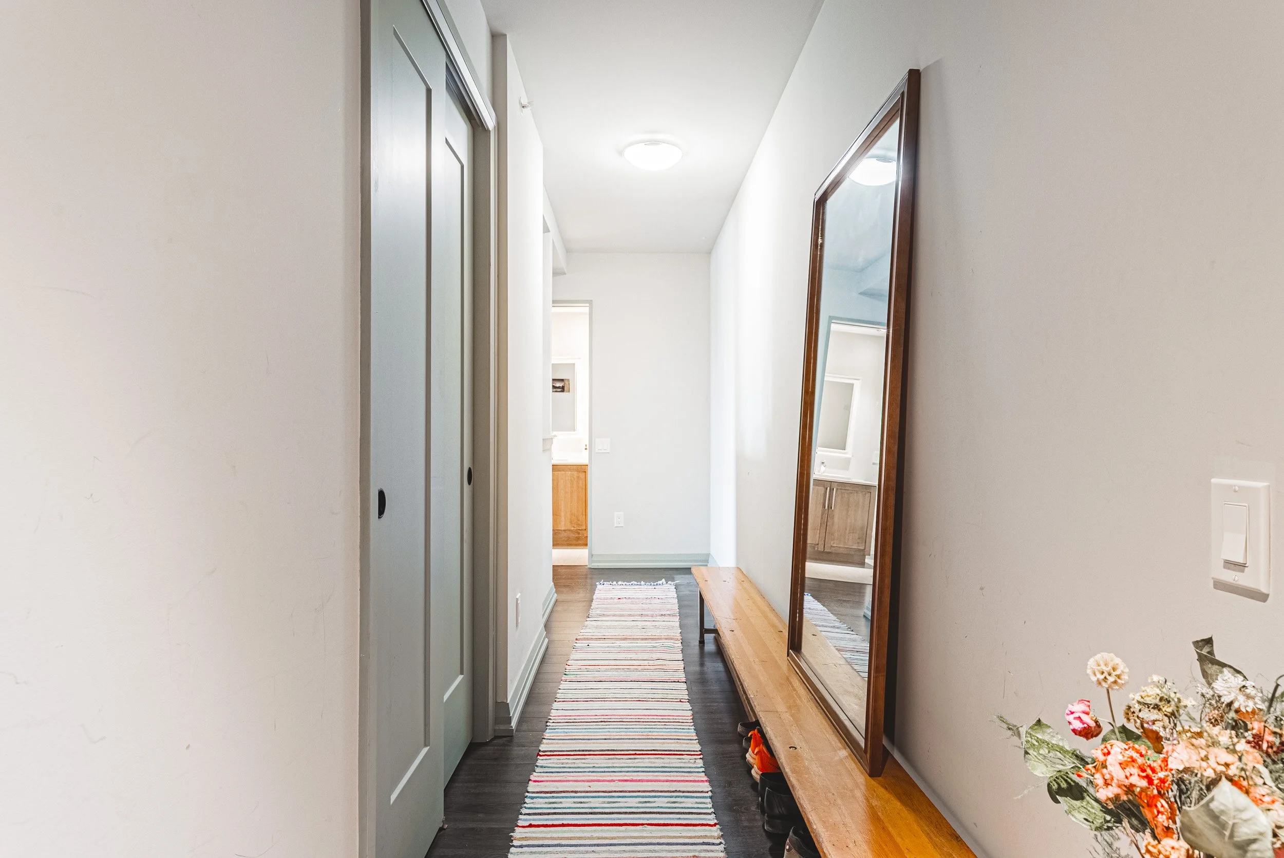 6 - 181 James St N #503, Hamilton.jpg