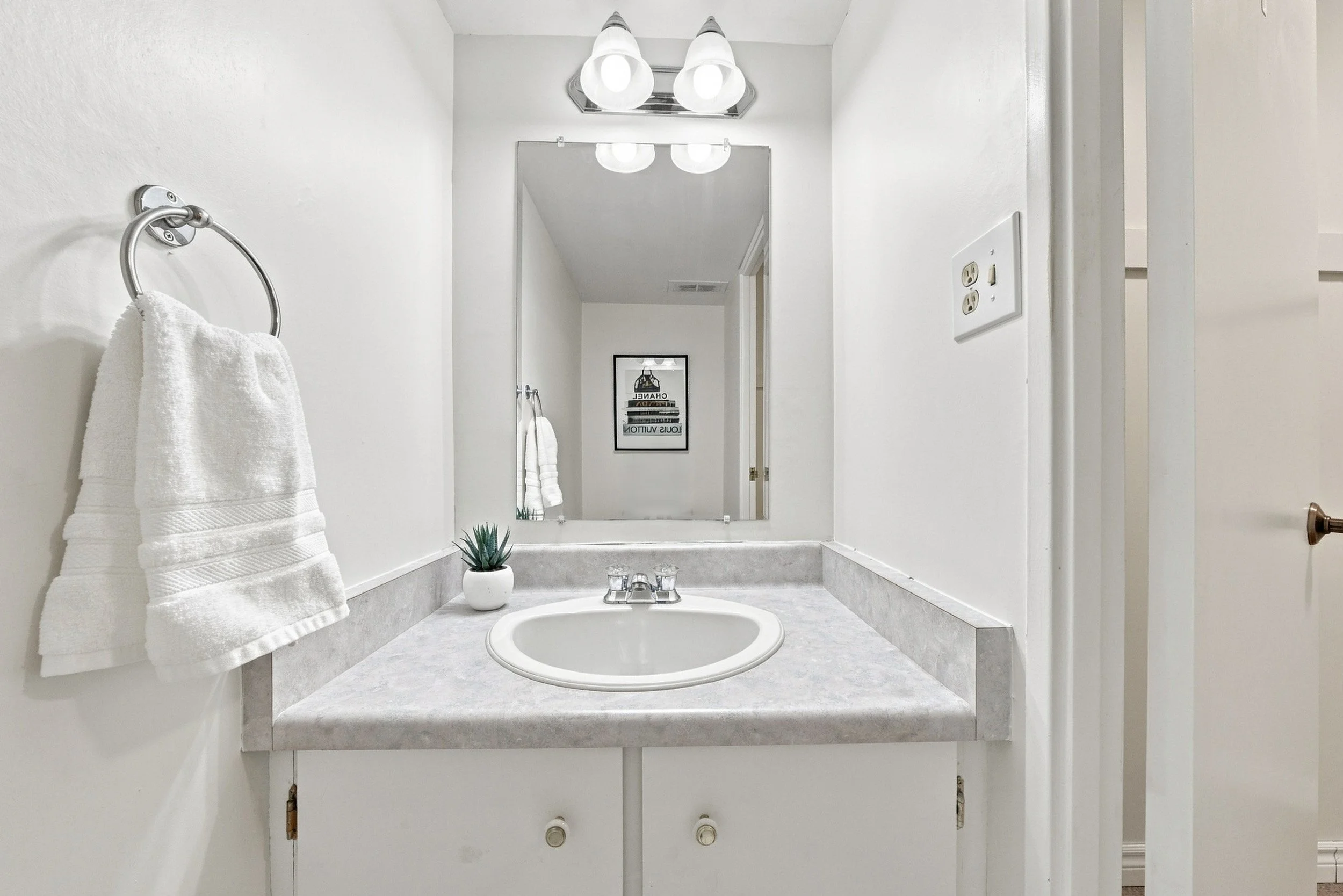 29 - 500 Green Rd #509, Stoney Creek.jpg