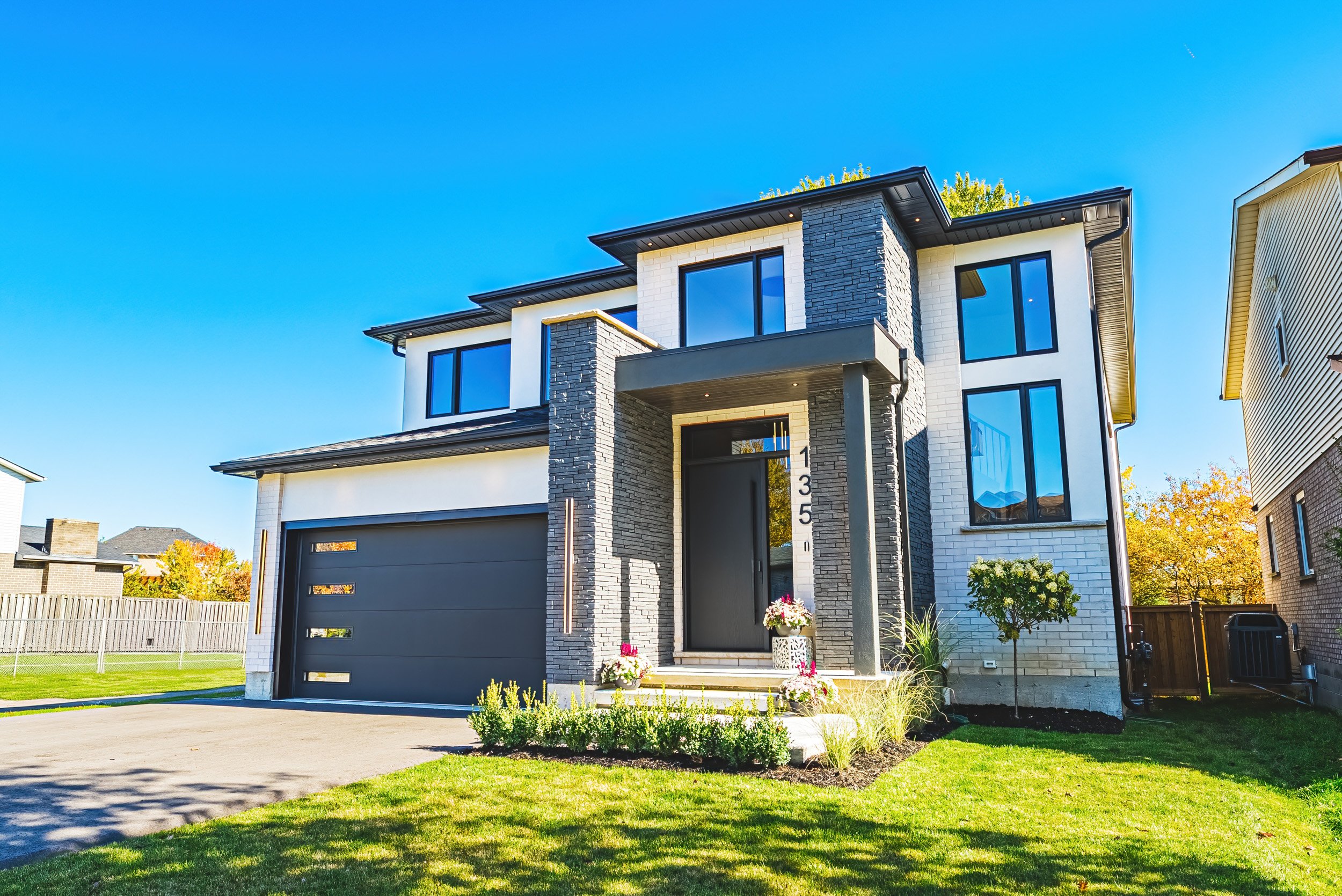 12 - 135 Eleanor Ave, Hamilton.jpg