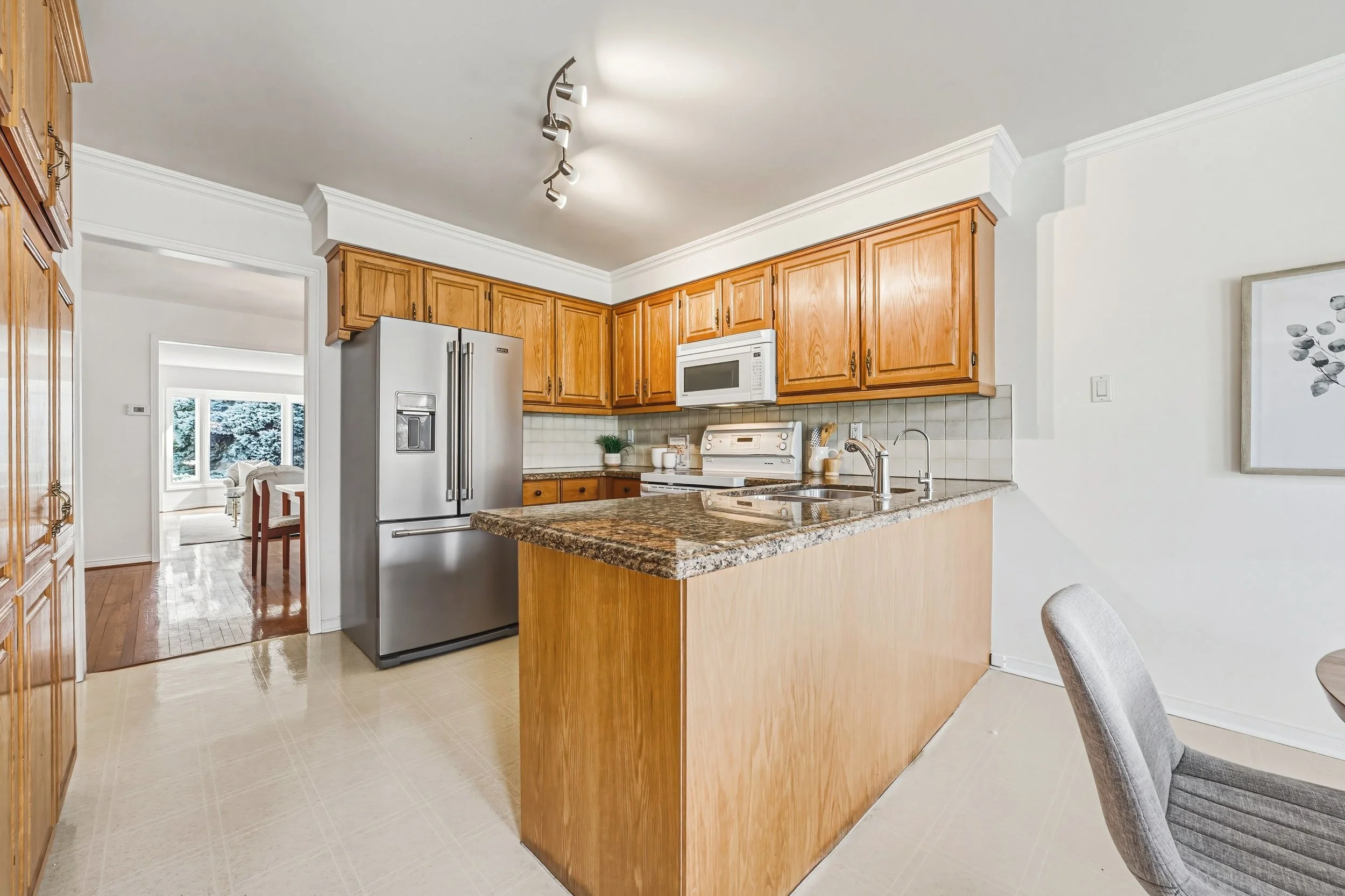 10 - 1595 Flamborough Cir, Mississauga.jpg