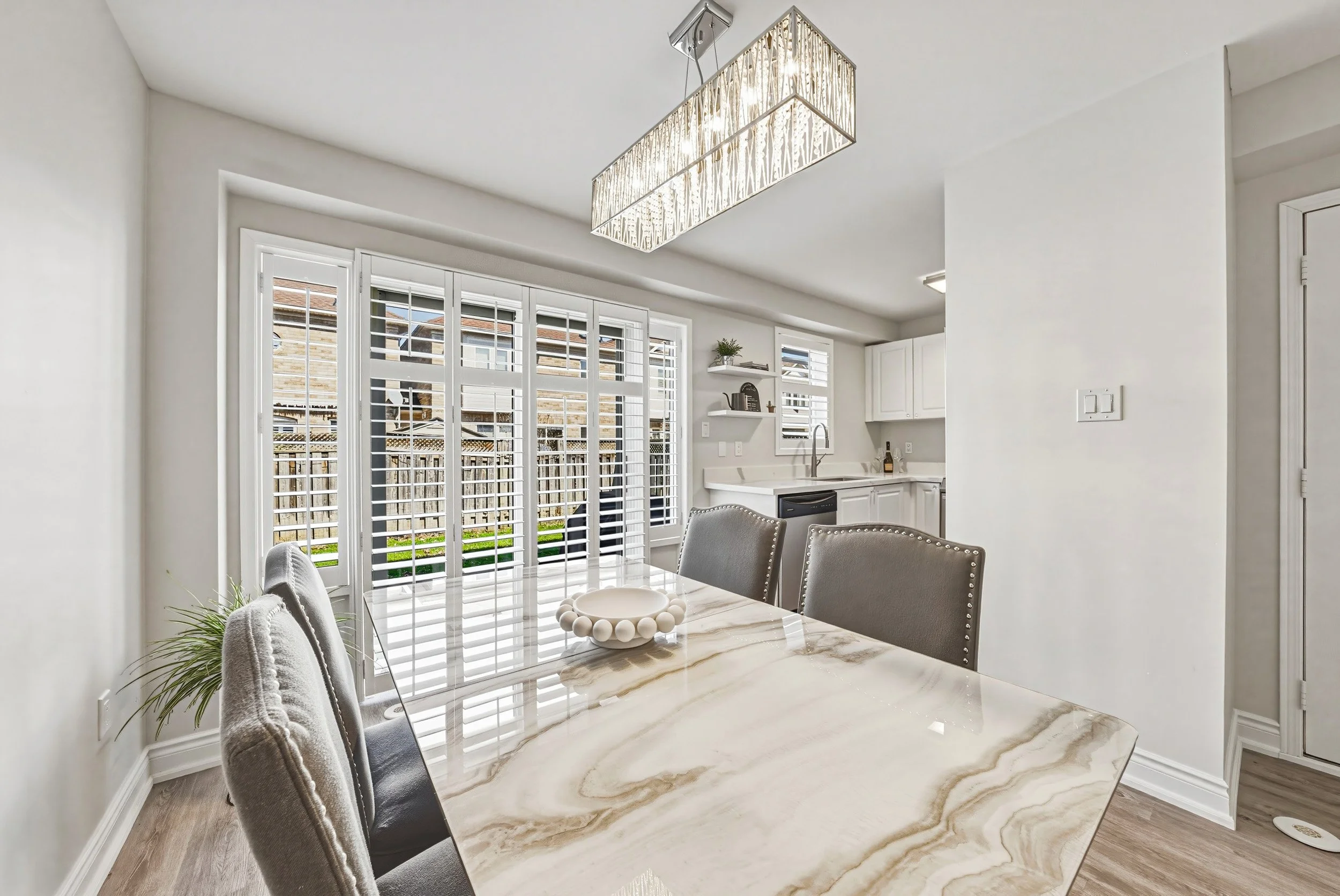 11 - 2259 Seton Cres, Burlington.jpg