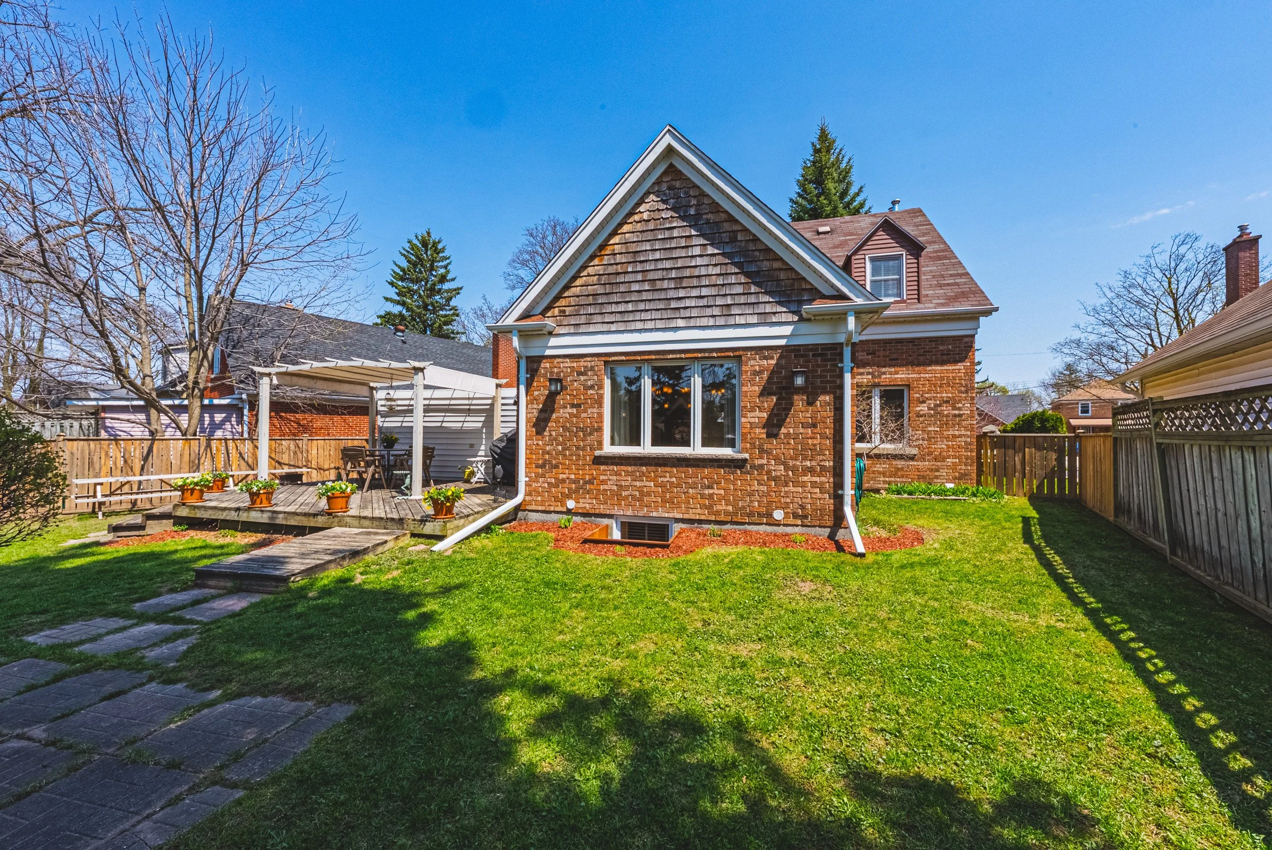 44 - 55 Van Camp Ave, Brampton.jpg