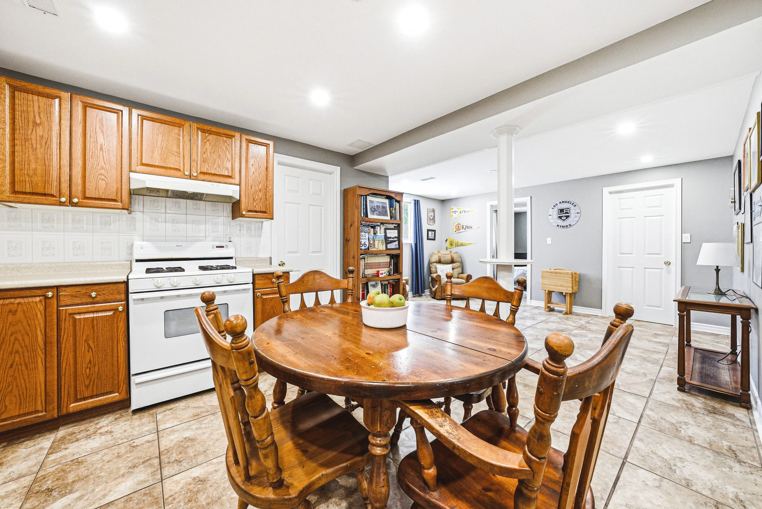 30 - 105 Pinebrook Cir, Caledon.jpg