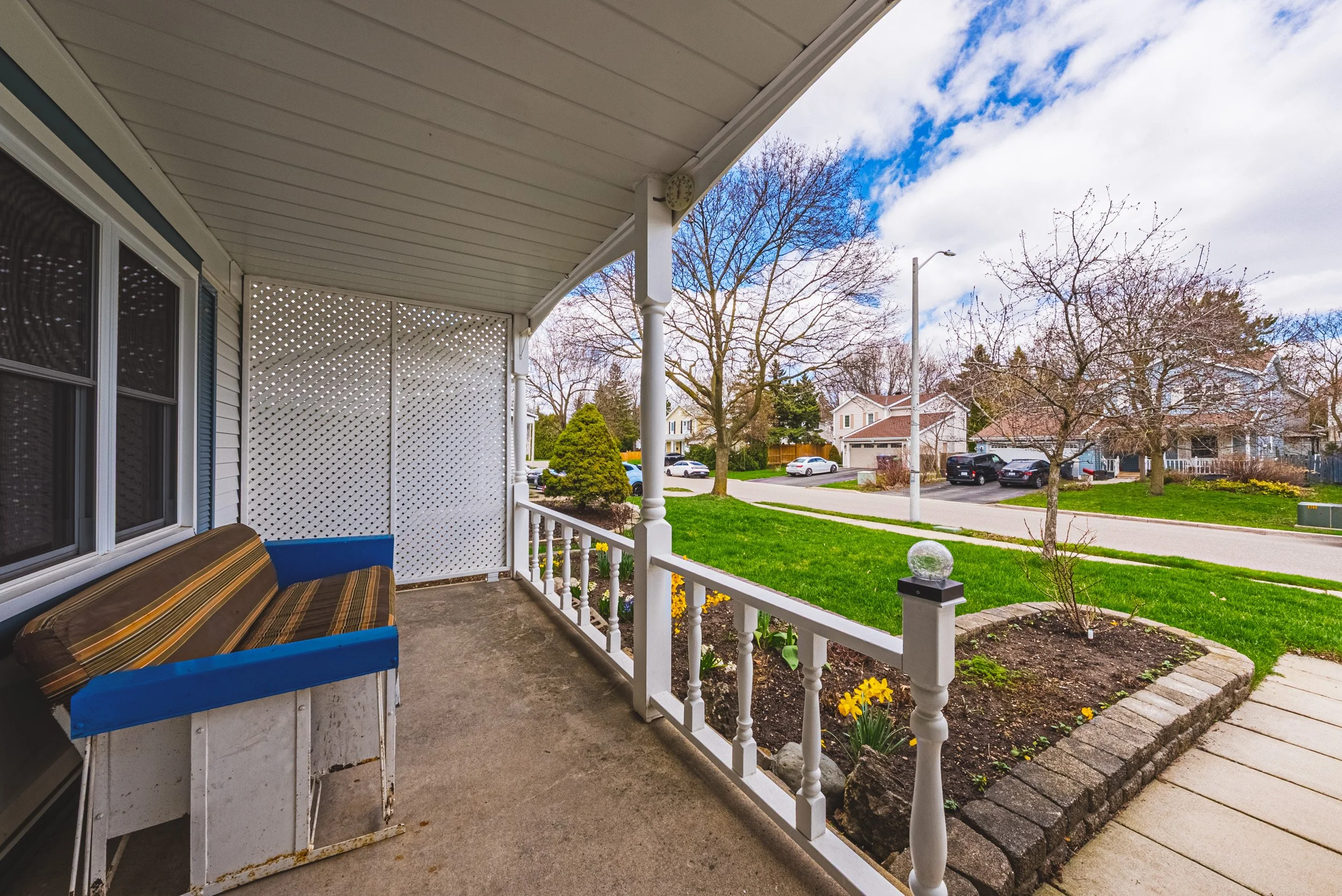 5 - 4 Mount Forest Dr, Brampton.jpg