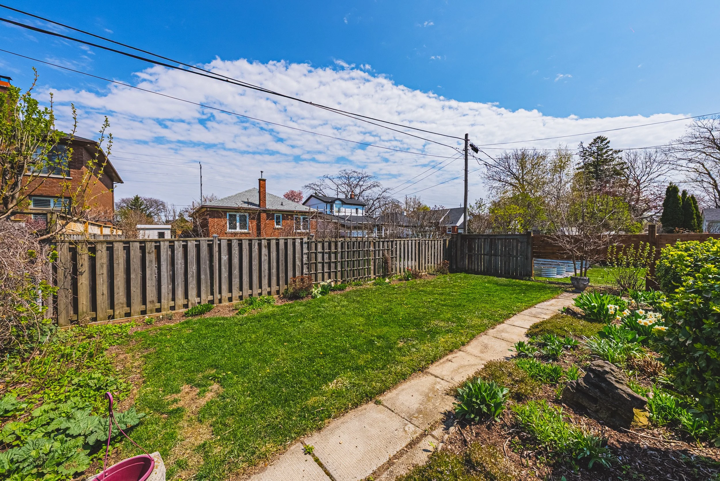 36 - 103 Empress Ave, Hamilton.jpg