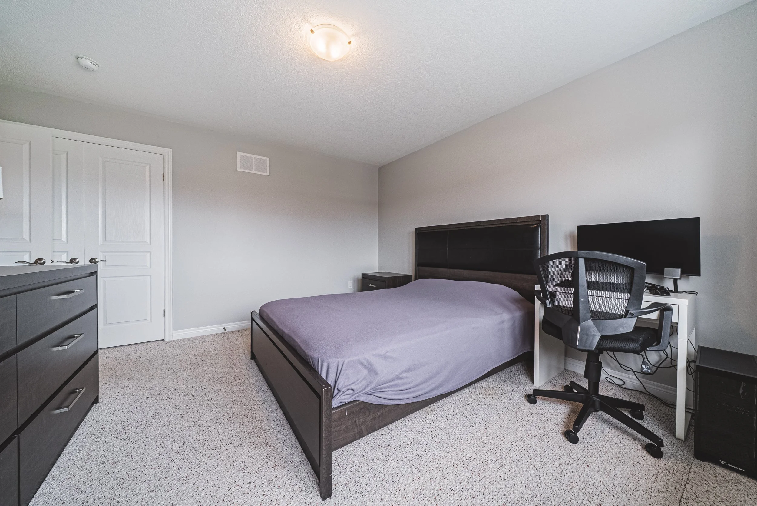 24-154 Keystone Cres, Hamilton.jpg