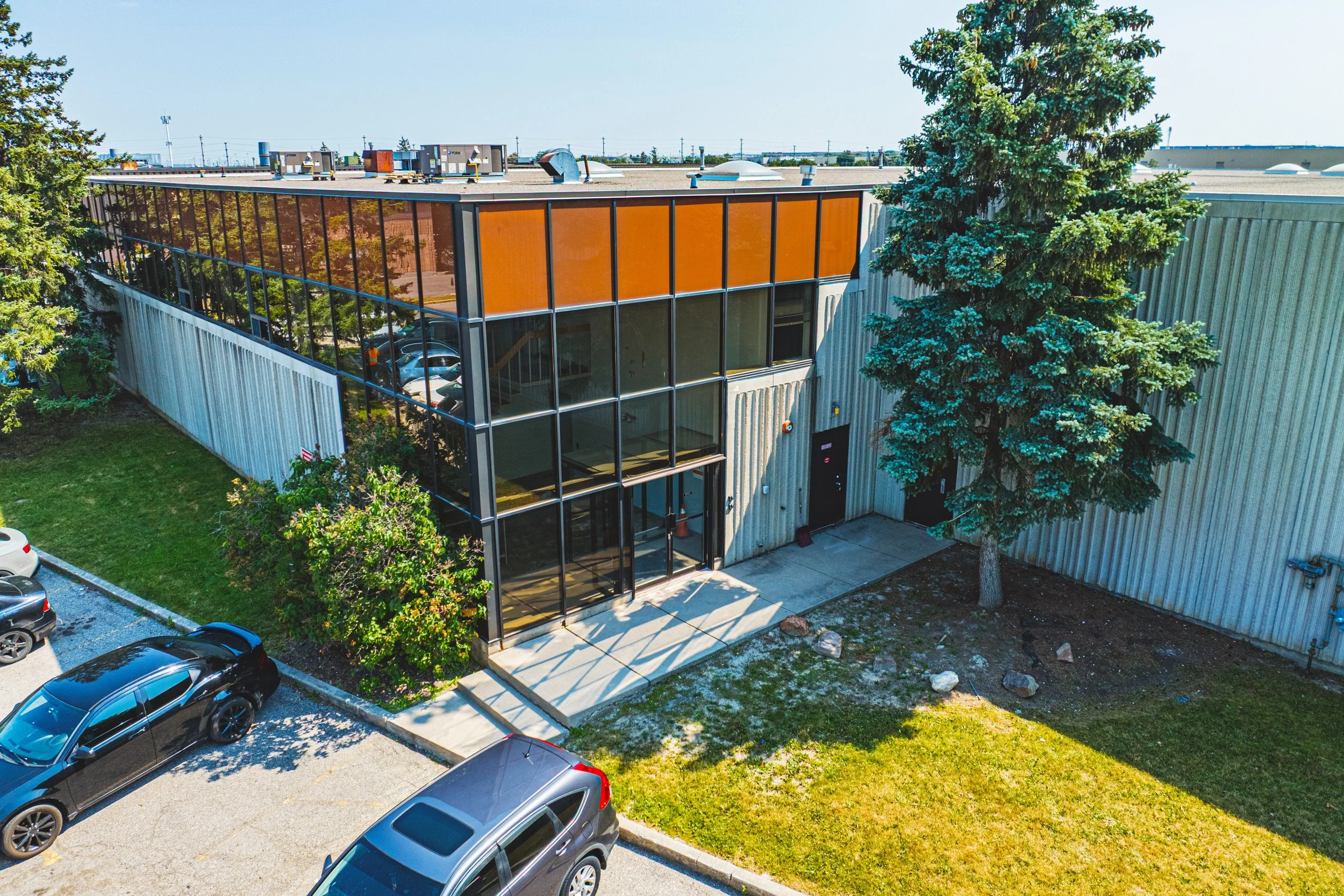 1 - 8 Edvac Dr, Brampton.jpg