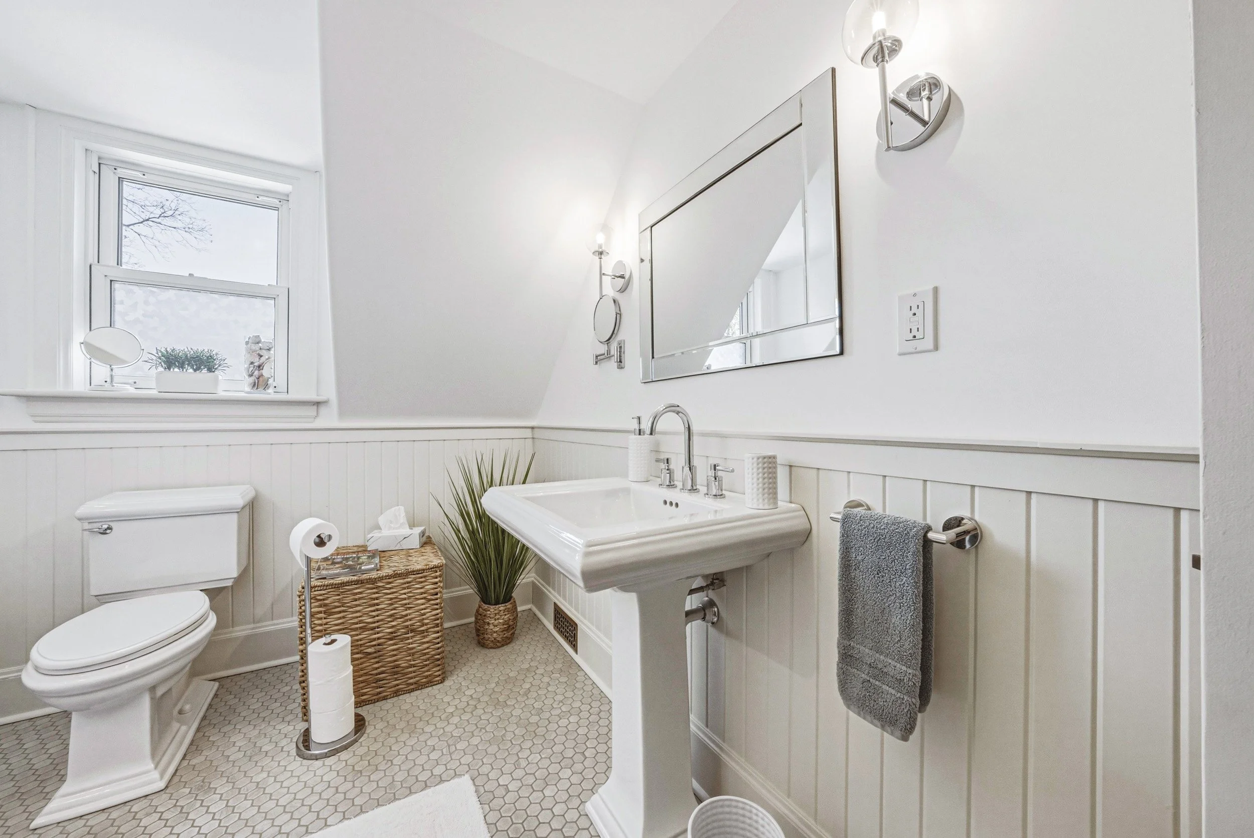 21 - 55 Van Camp Ave, Brampton.jpg