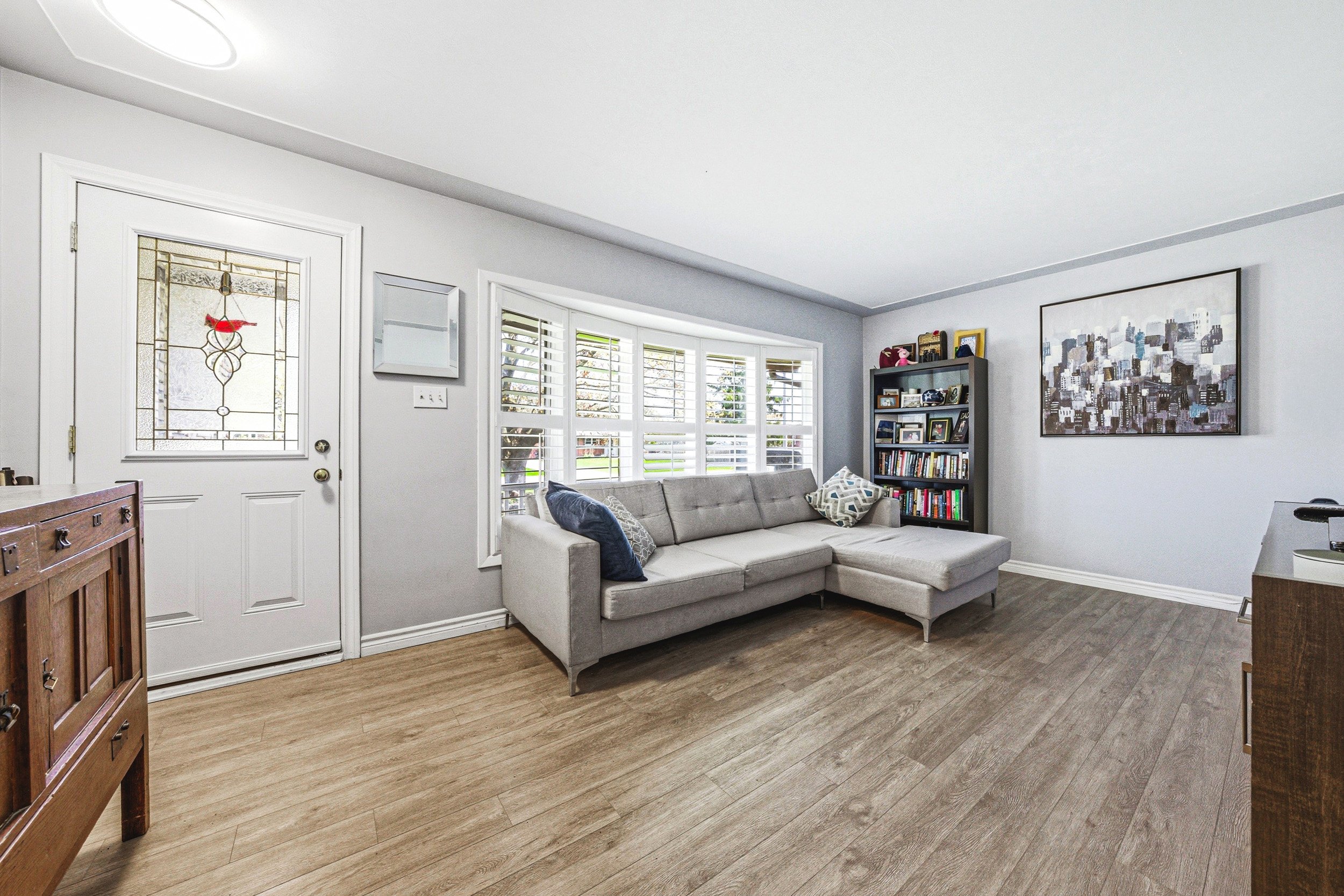 6 - 1338 Eleanor Ave, Cambridge.jpg