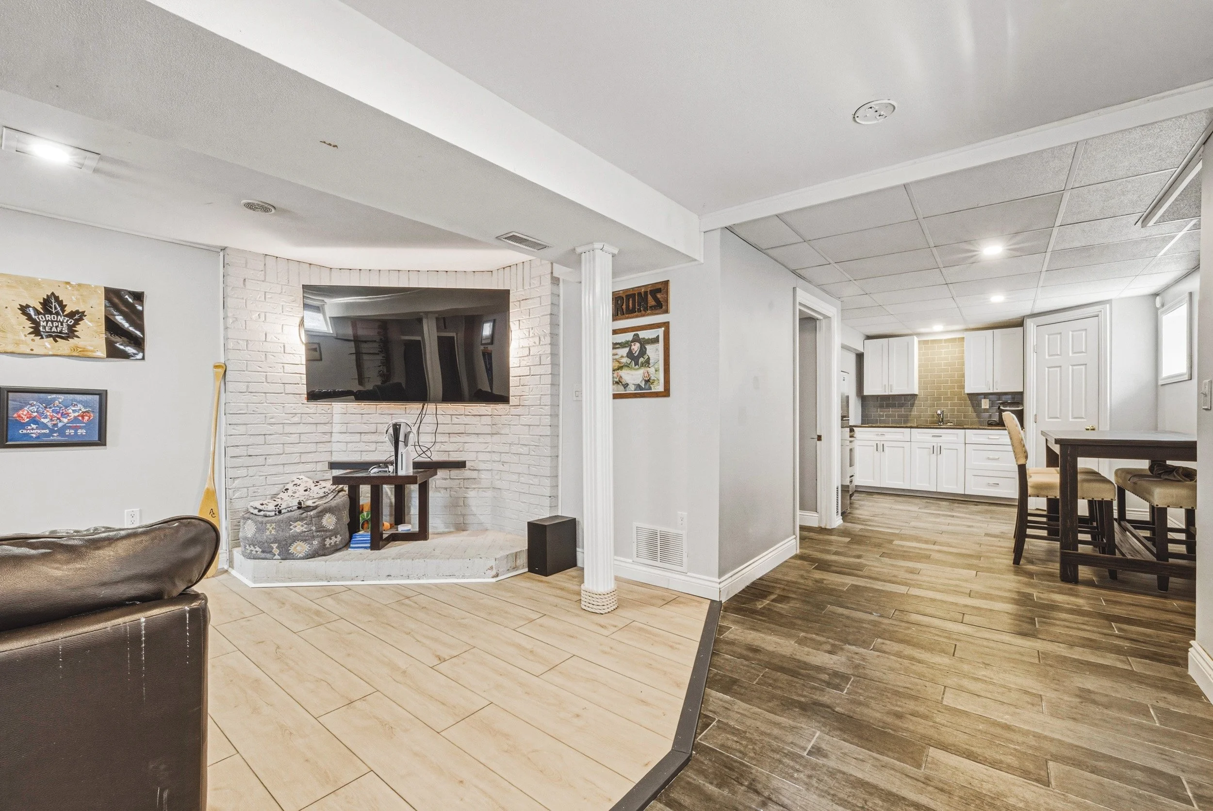 21 - 161 Ivon Ave, Hamilton.jpg