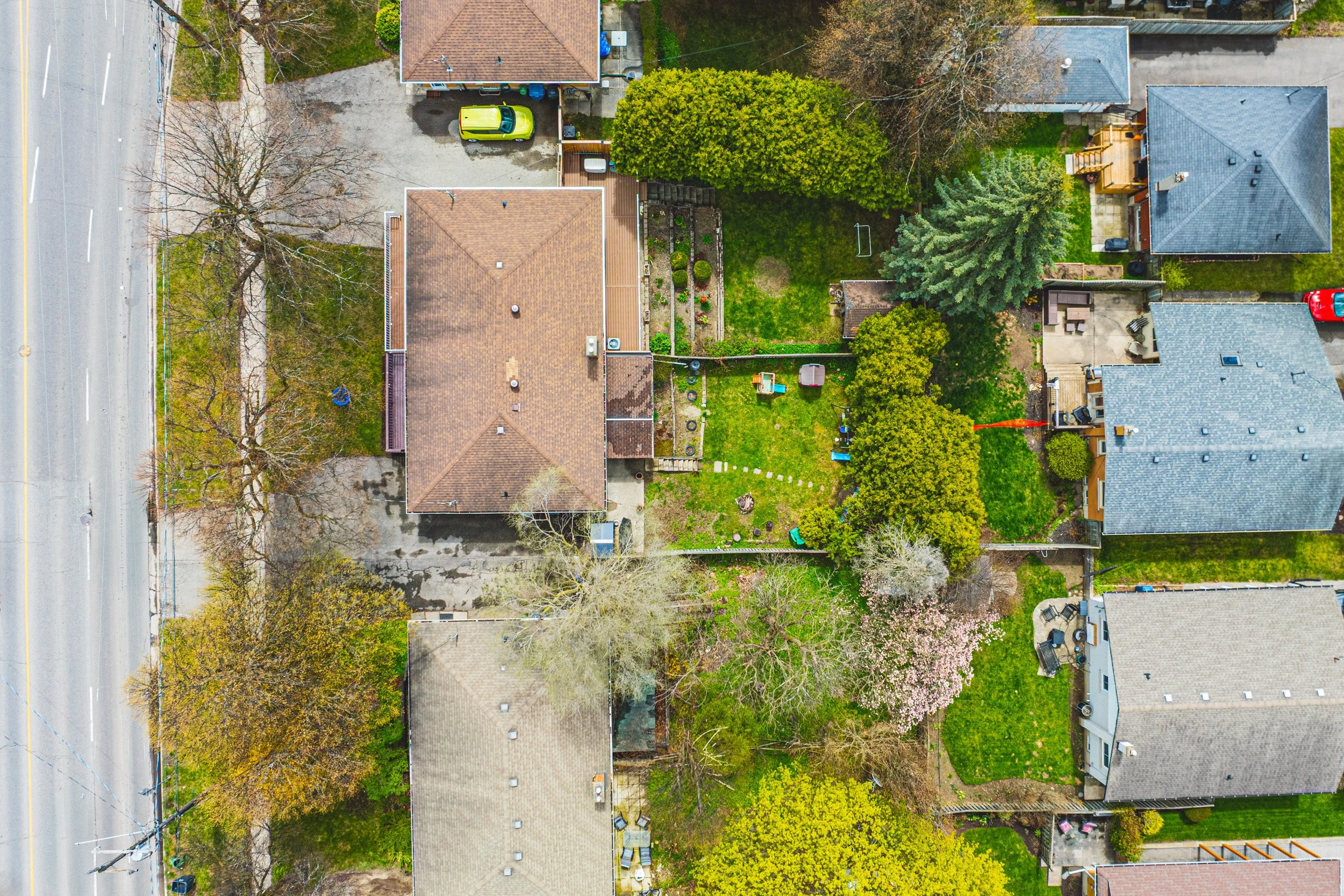32 - 306 Victoria Rd, Guelph.jpg