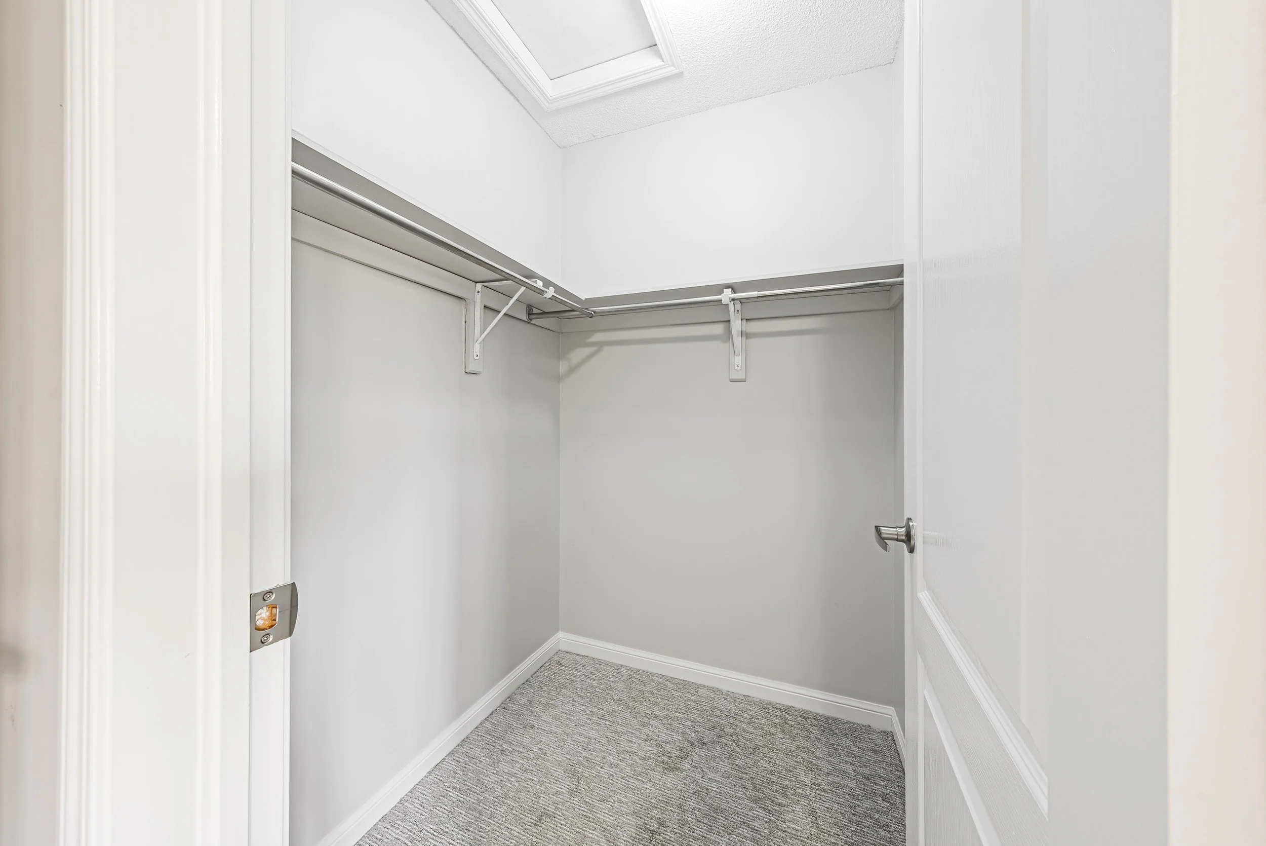 25 - 470 Beach Blvd #8, Hamilton.jpg