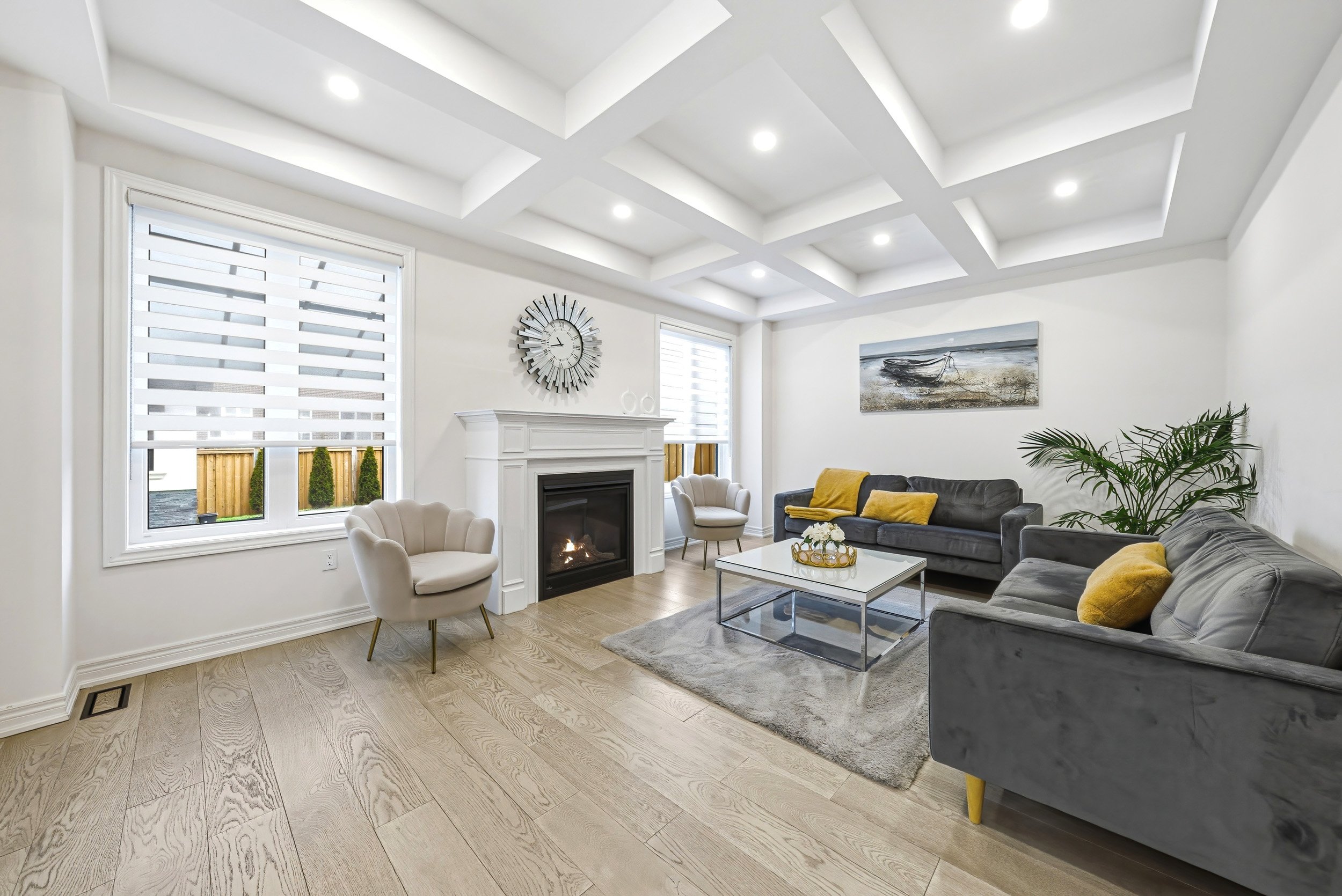 22 - 90 Robertson Rd, Ancaster.jpg