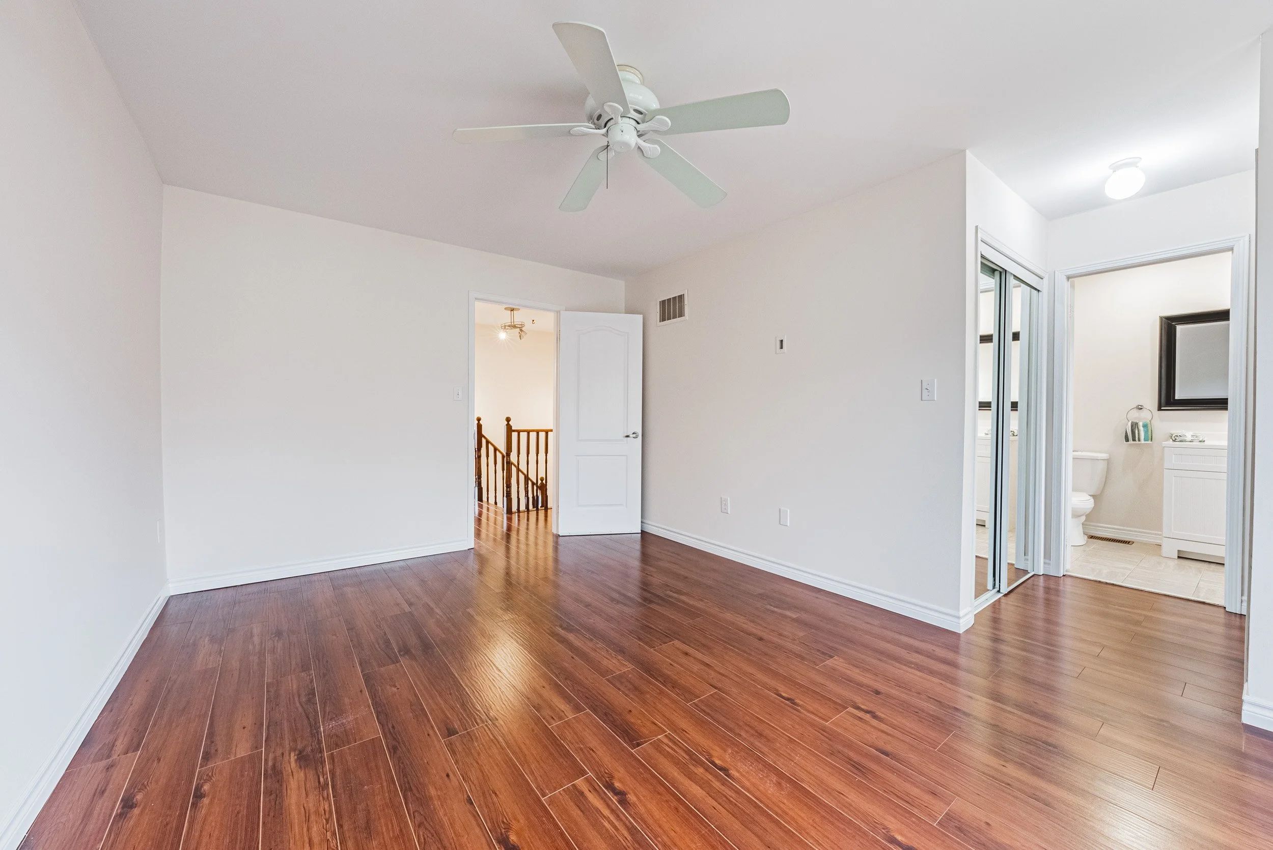 17 - 2412 Curtis Rd, Burlington.jpg