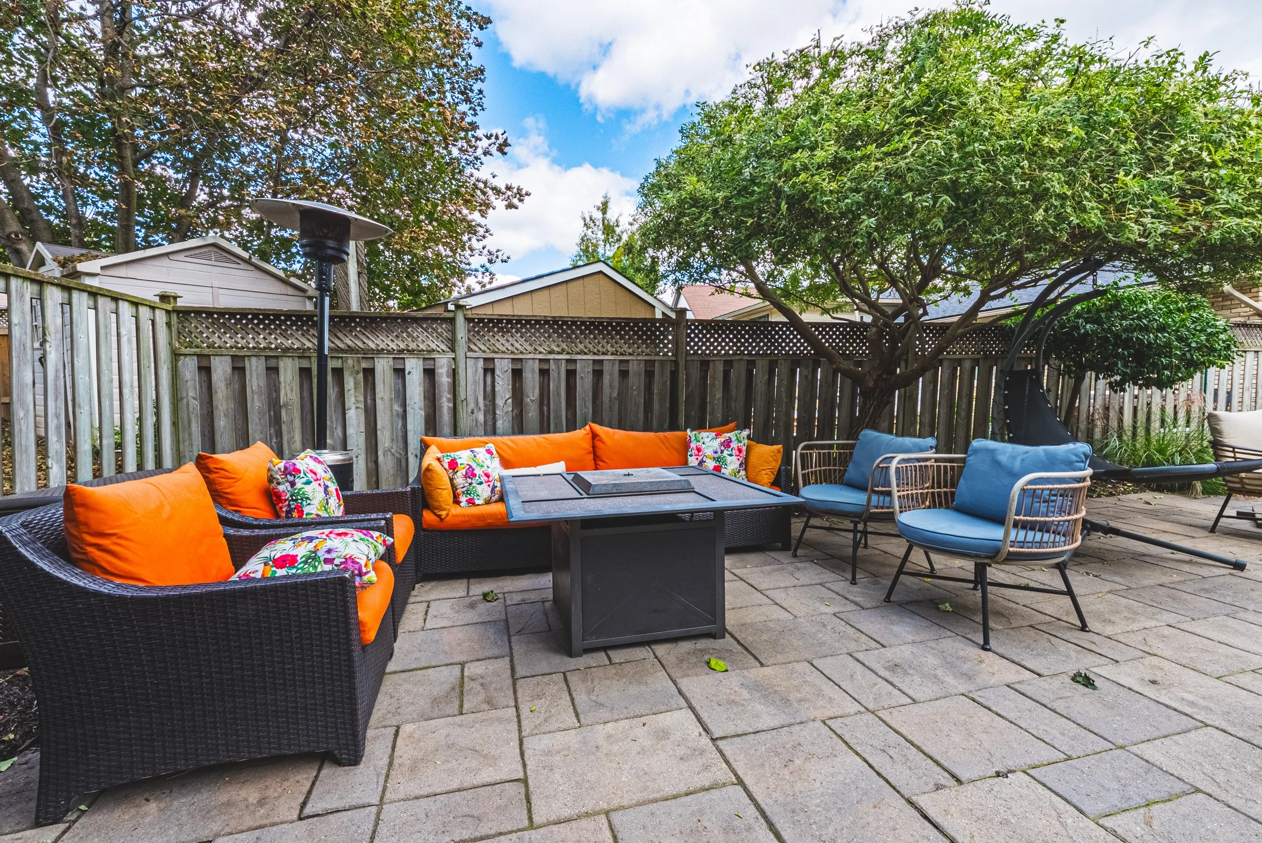 39 - 581 Holly Hill Cres, Burlington.jpg
