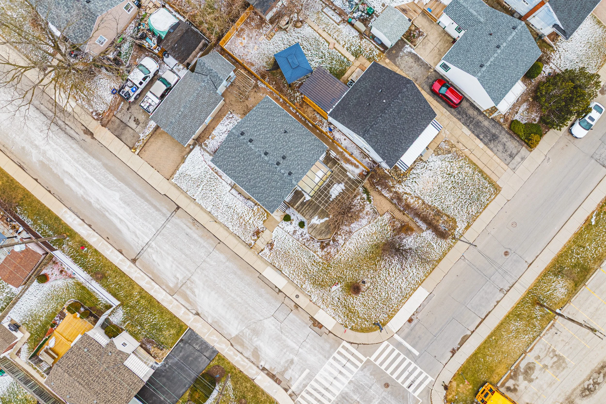 26 - 1124 Dunsmure, Hamilton.jpg