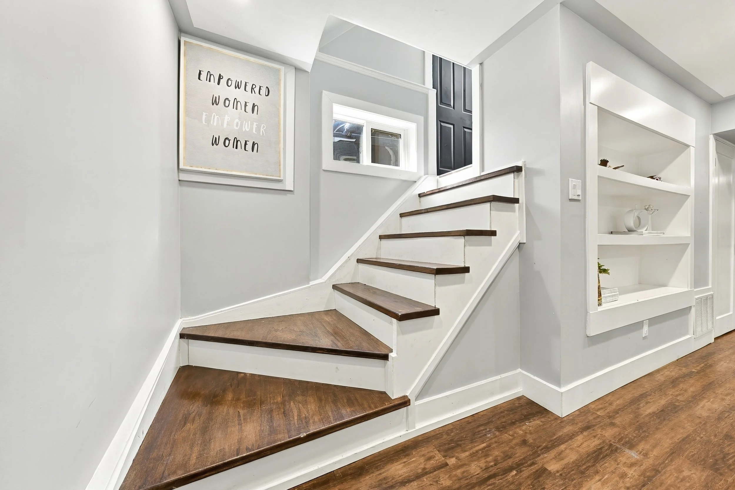 29 - 1231 Dunsmure Rd, Hamilton.jpg
