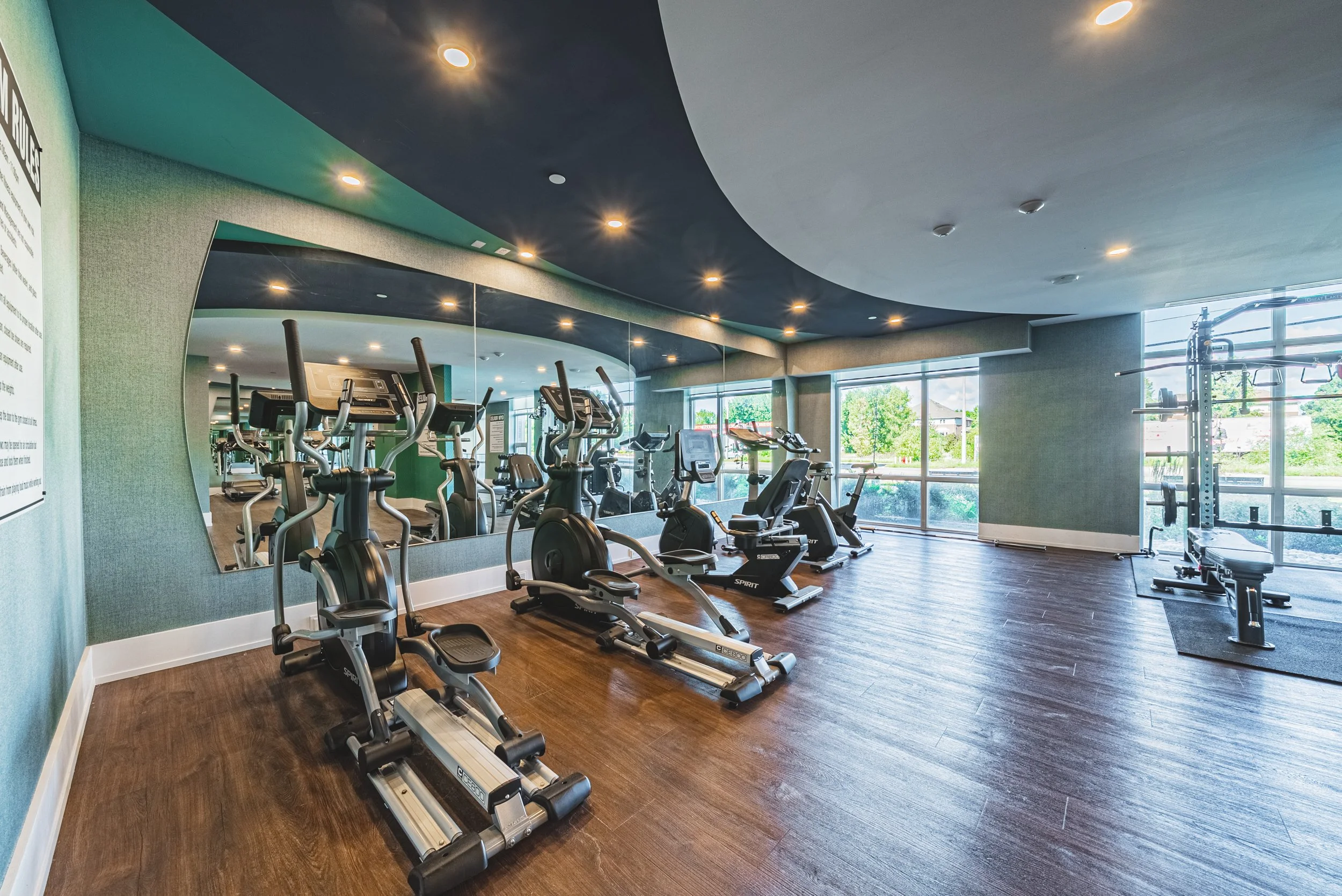 42-470 Dundas St E Waterdown.jpg