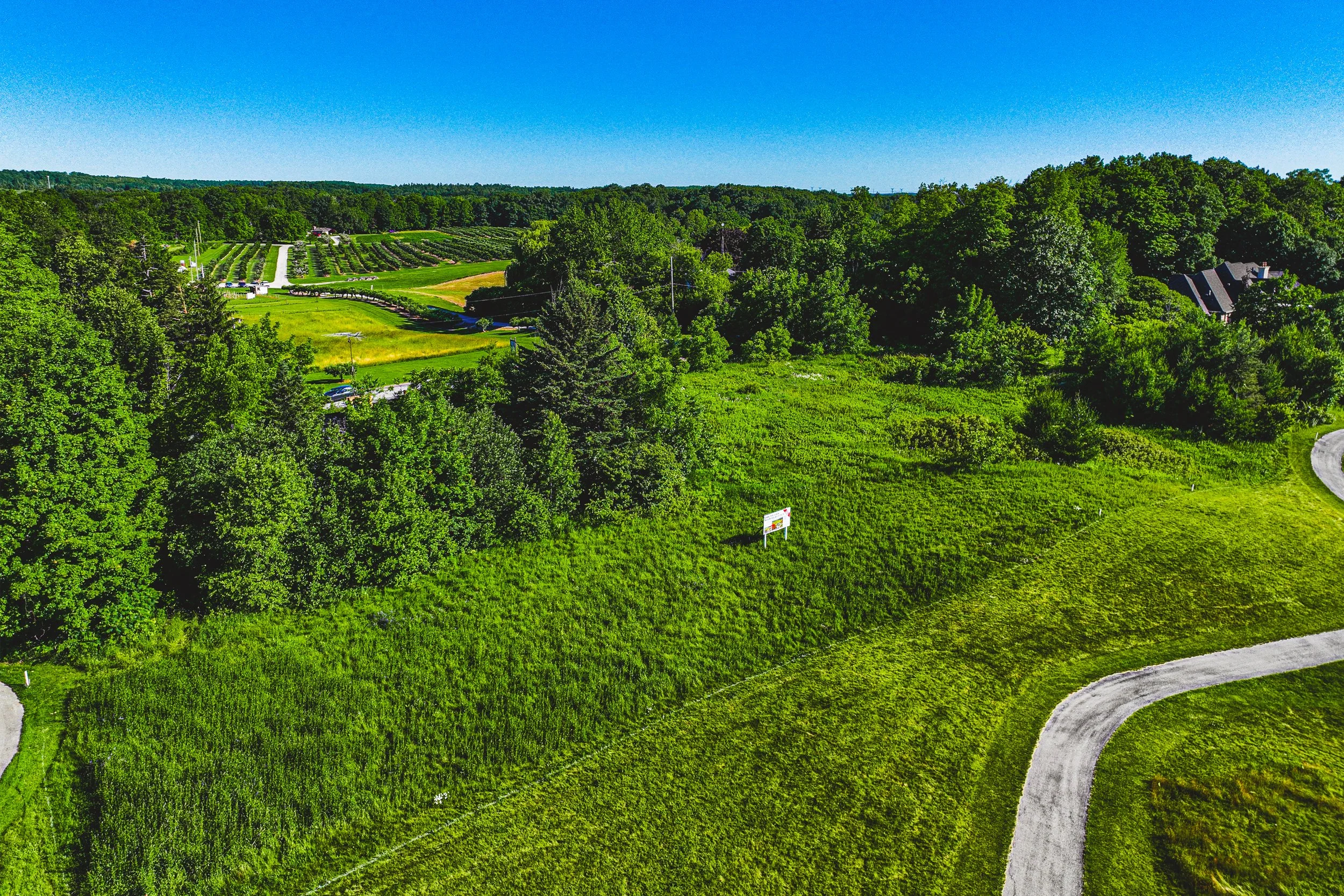 14-8220 10th Sideroad, Milton.jpg