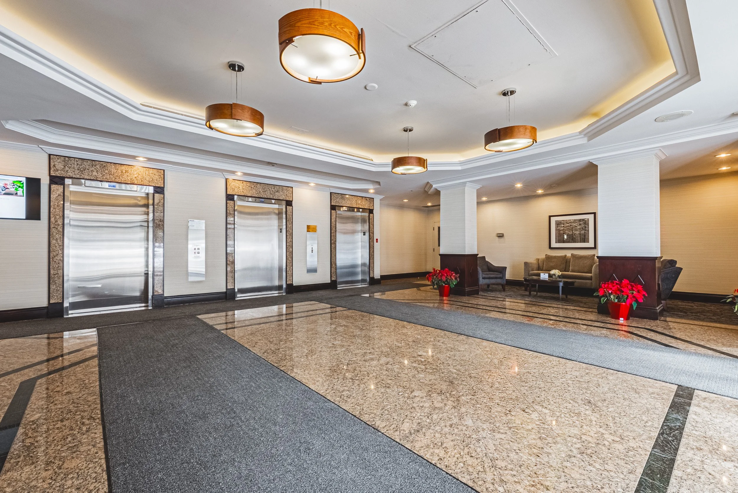 8 - 2155 Burnhamthorpe Rd W #1904, Mississauga.jpg