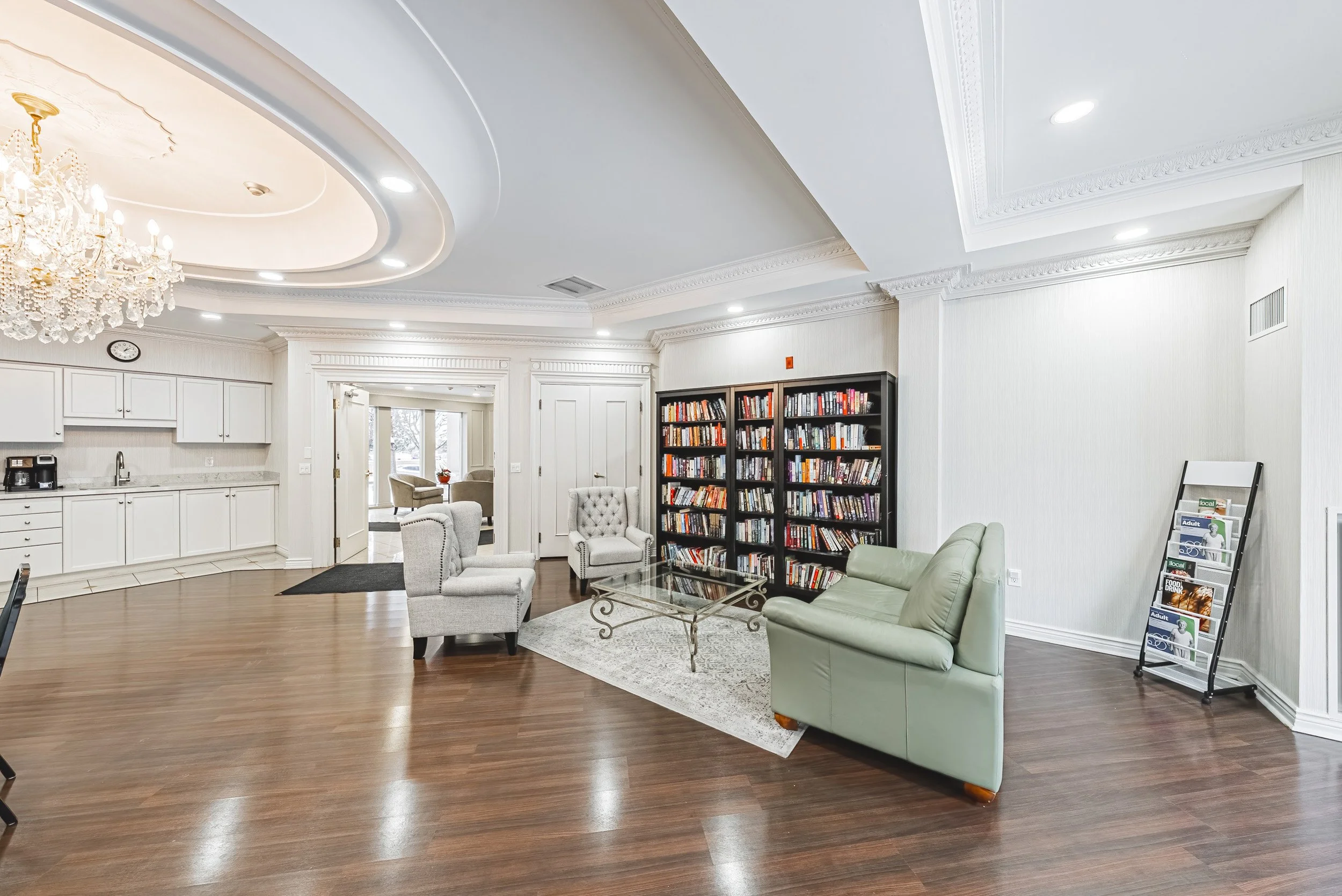 43 - 2075 Amherst Heights Dr #103, Burlington.jpg