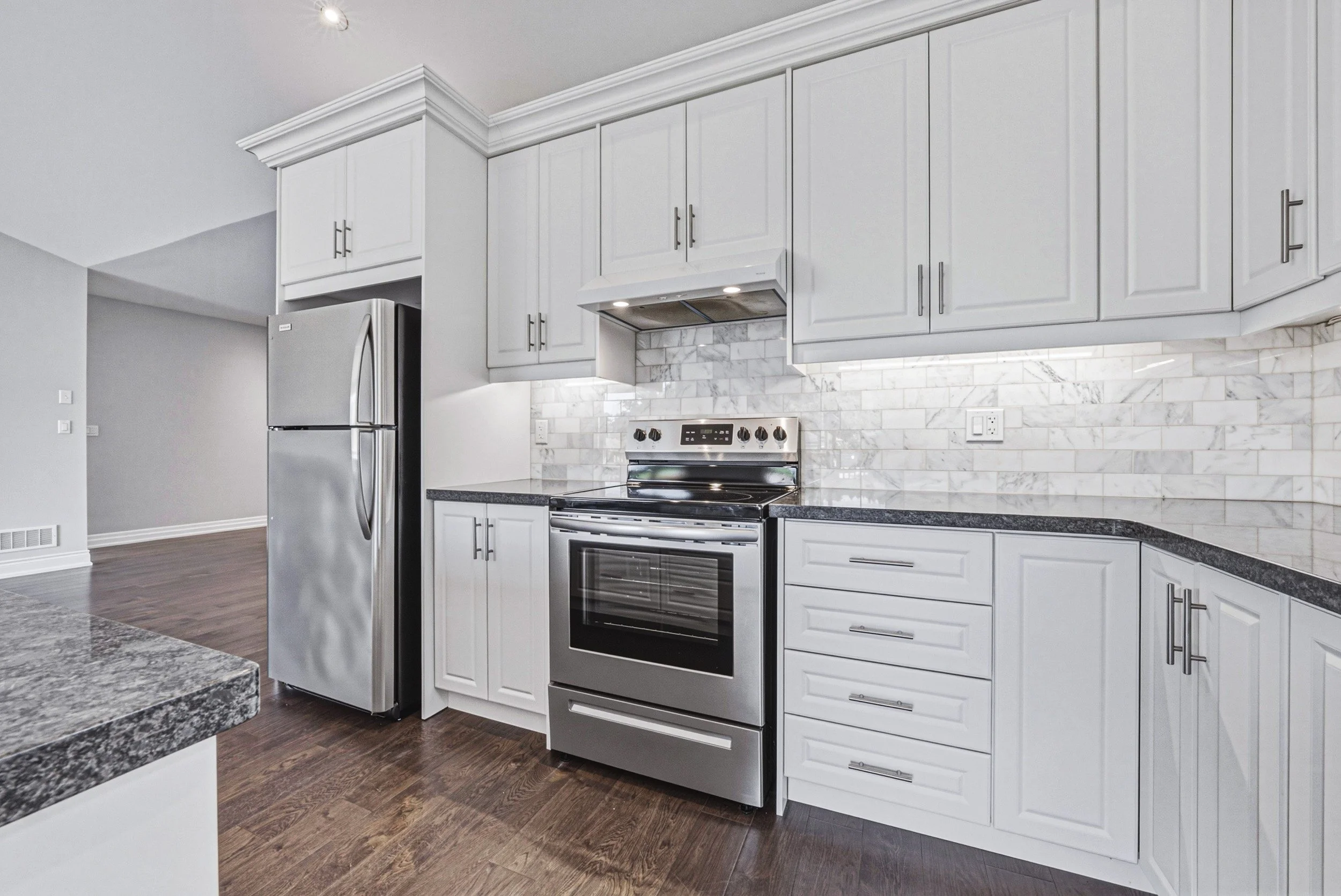 22 - 602 Cochrane Rd, Hamilton.jpg
