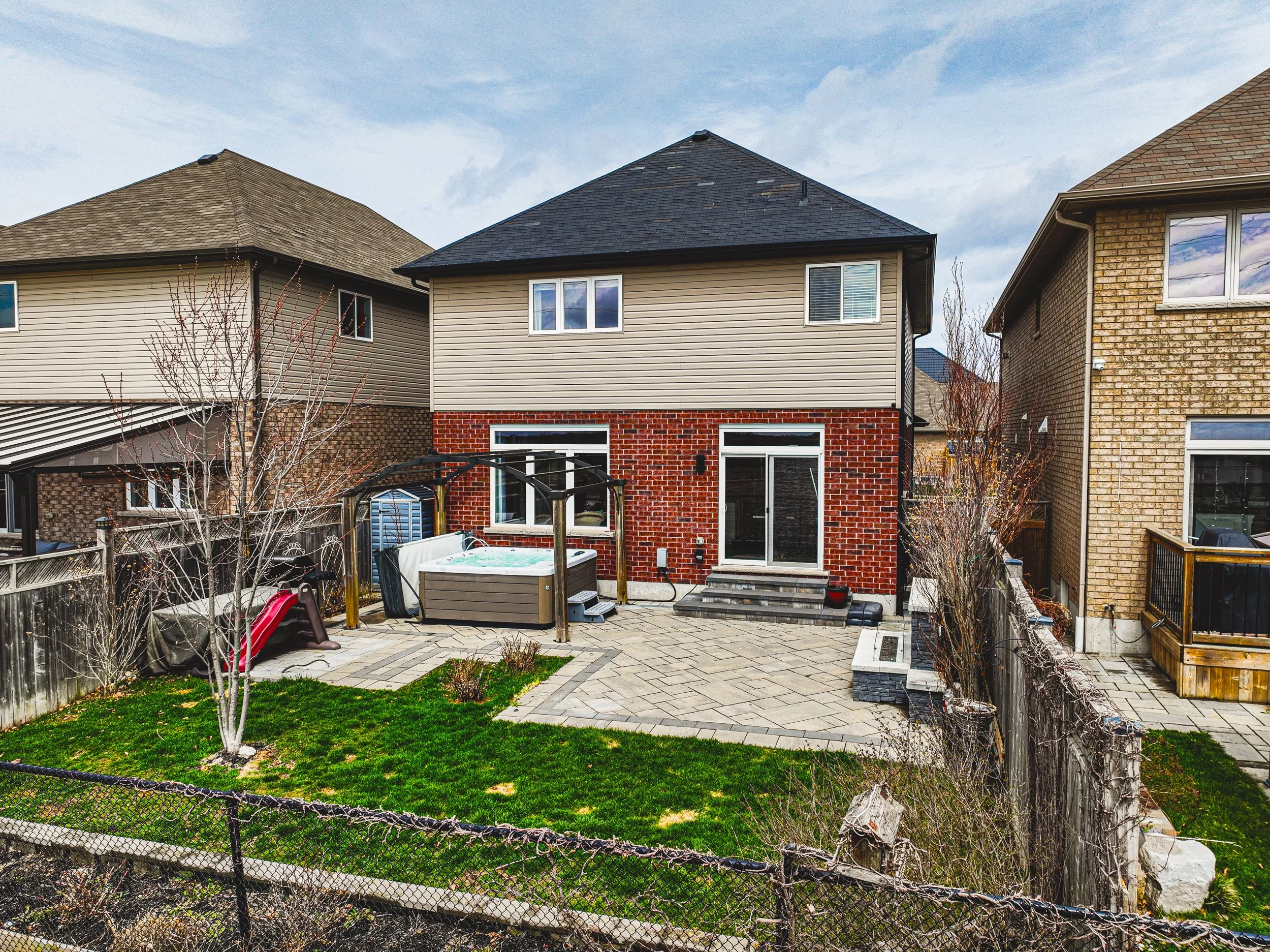 44-154 Keystone Cres, Hamilton.jpg